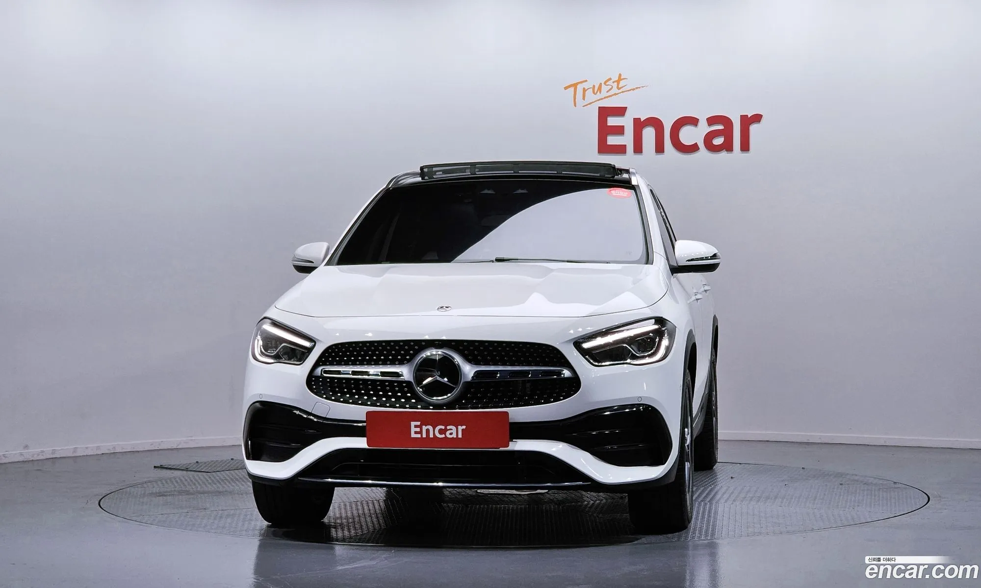 Mercedes-Benz GLA-Class H247 2023 — 13
