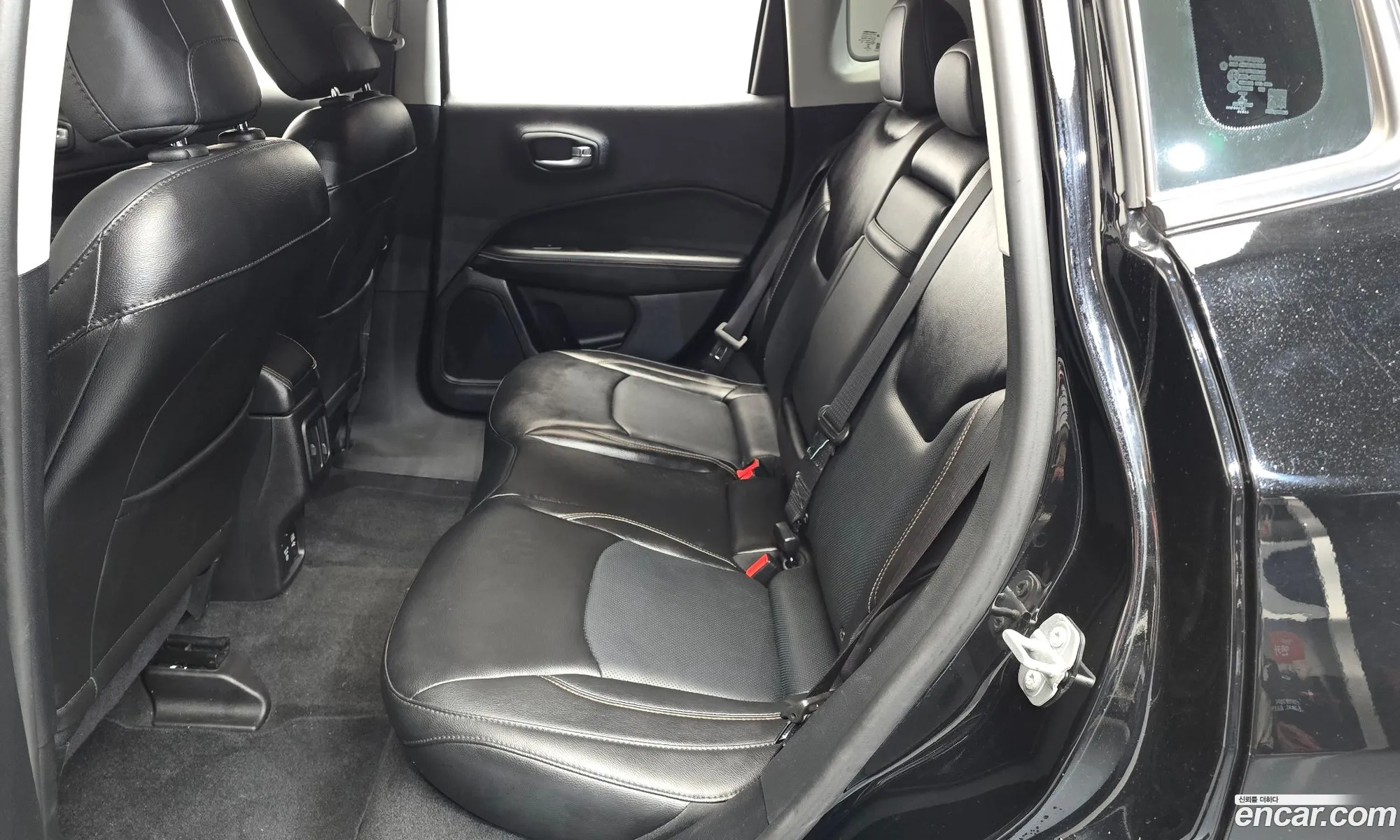 Jeep Compass 2018 3C4NJDBB5JT396620 — 25