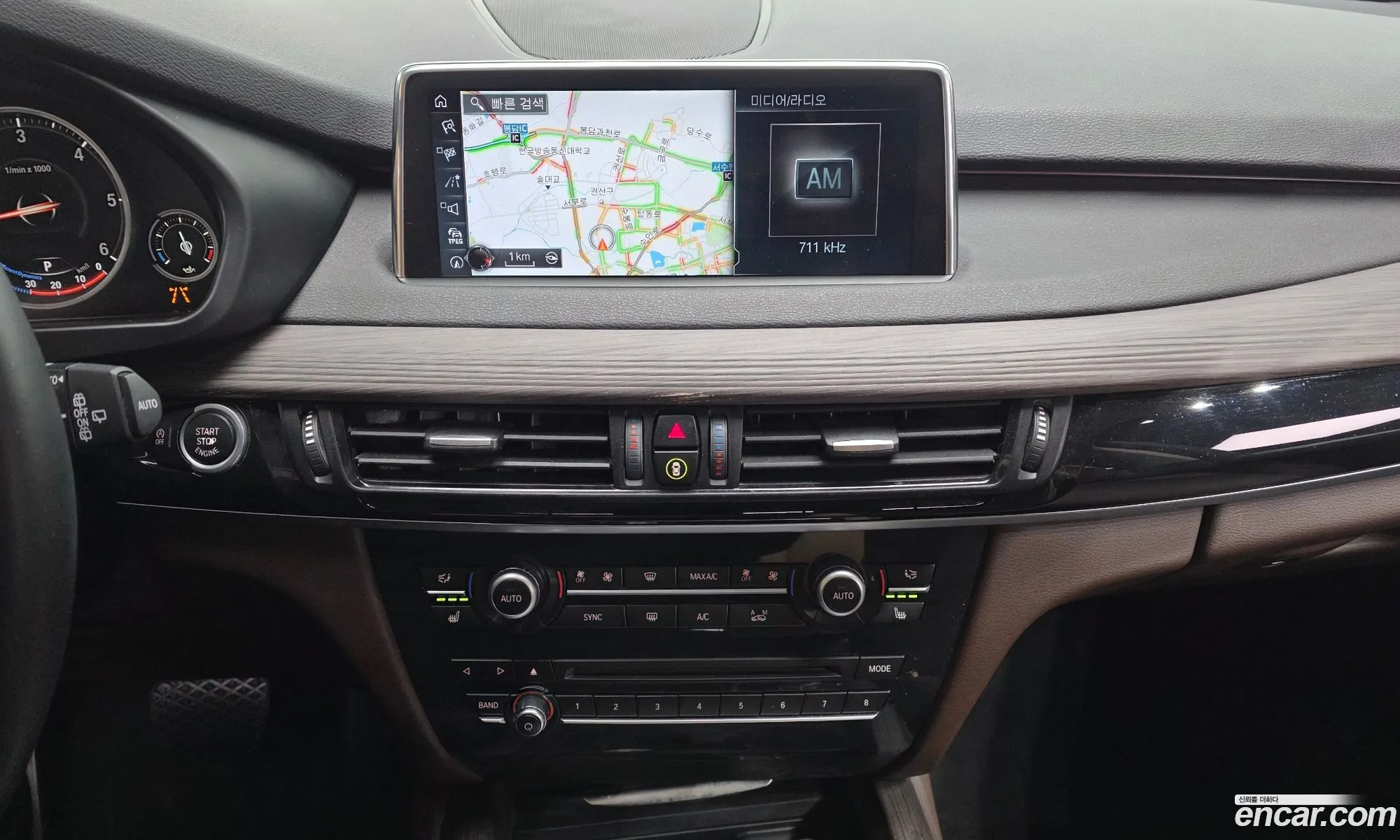 BMW X5 2017 — 12