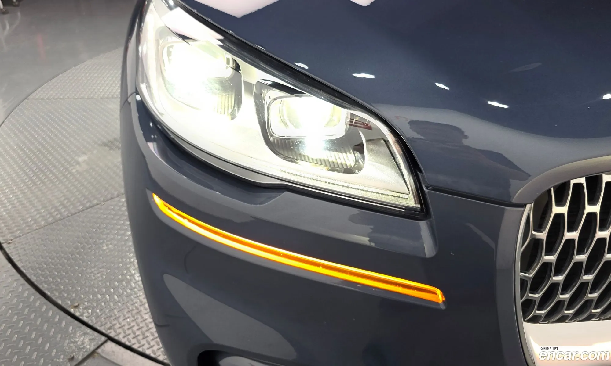 Lincoln Aviator 2021 — 28