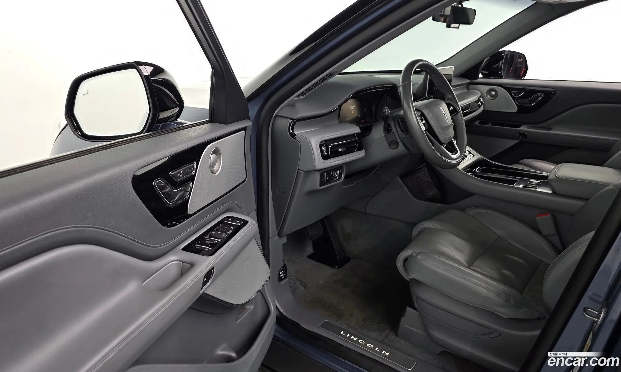 Lincoln Aviator 2021 — 31