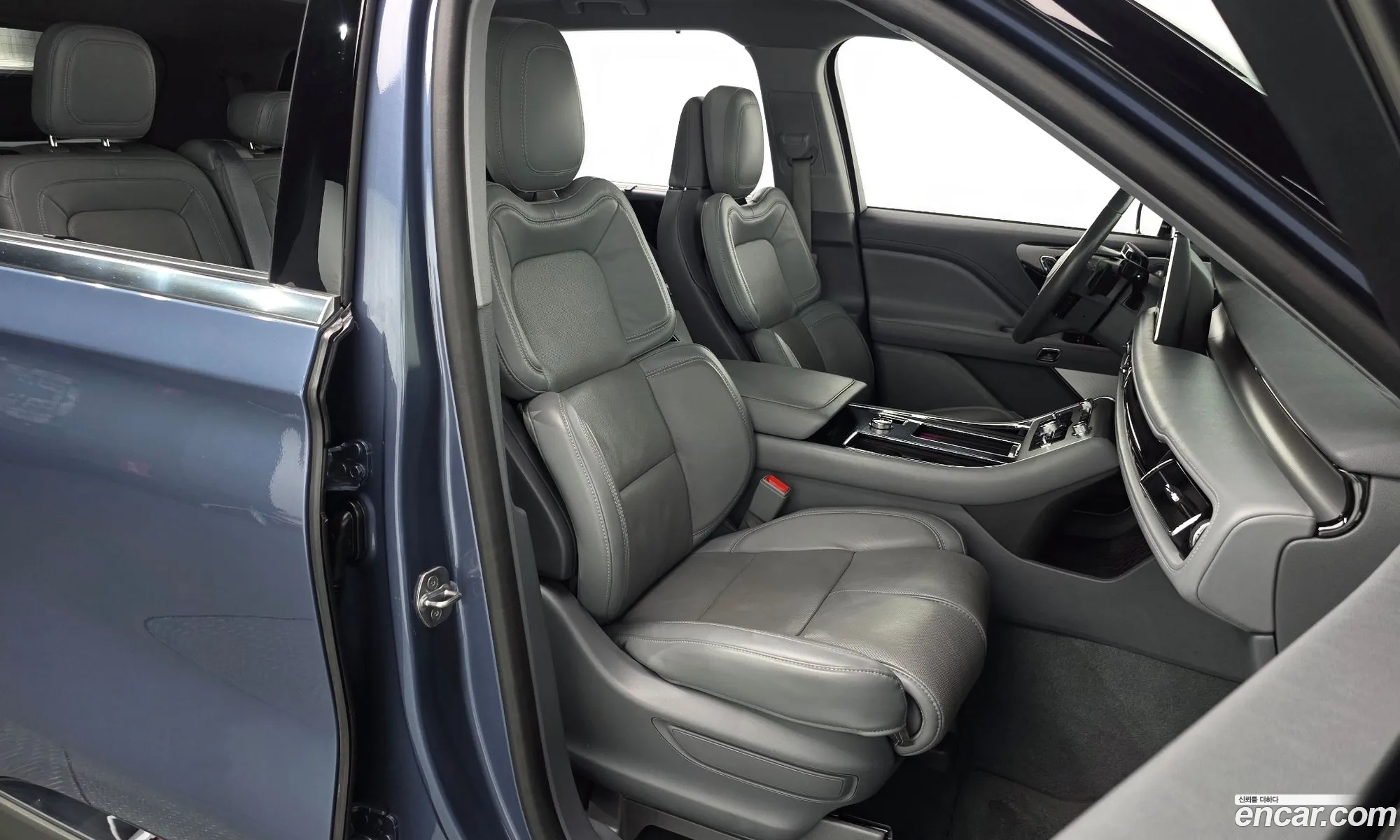 Lincoln Aviator 2021 — 29