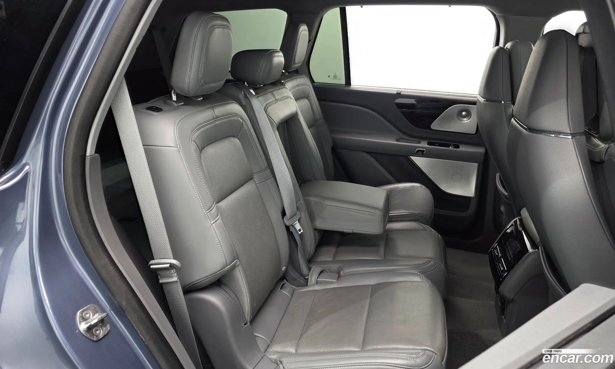 Lincoln Aviator 2021 — 34