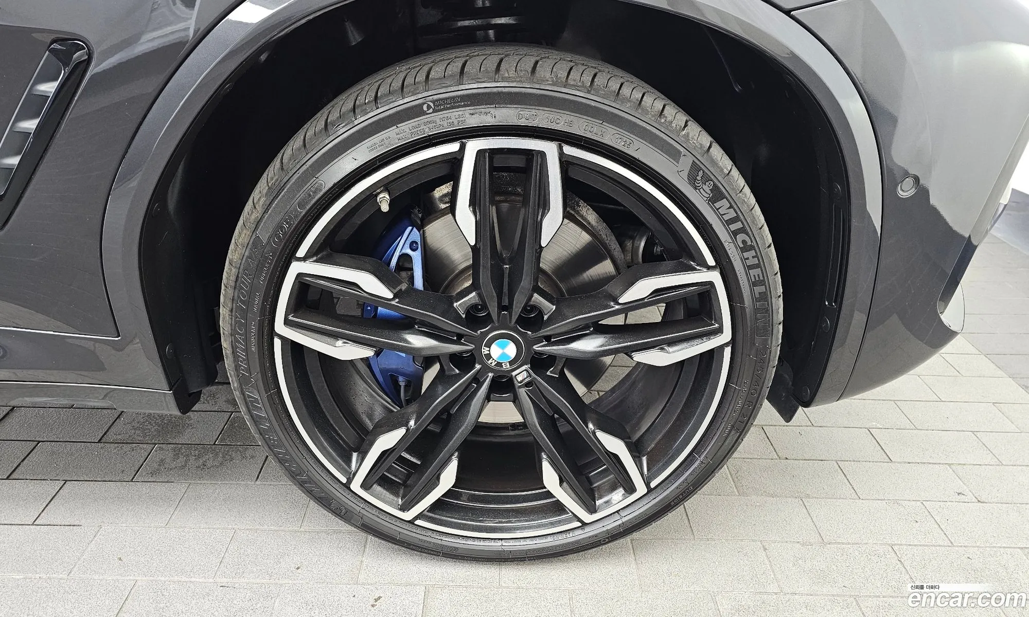 BMW X4 2024 WBA41DT07R9V19523 — 33