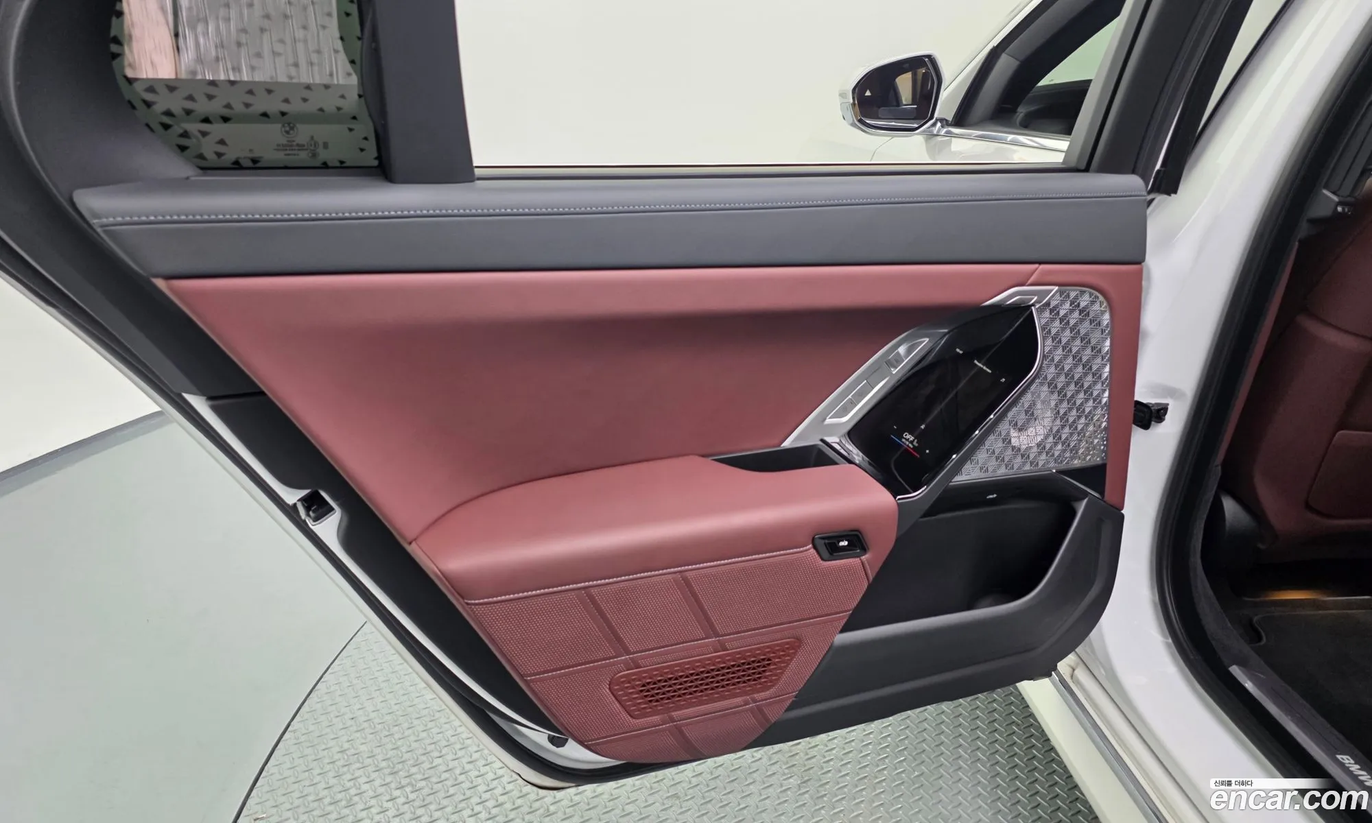 BMW 7 Series 2023 — 12
