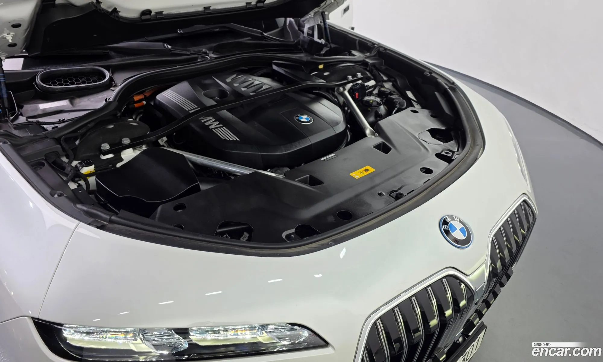 BMW 7 Series 2023 — 23