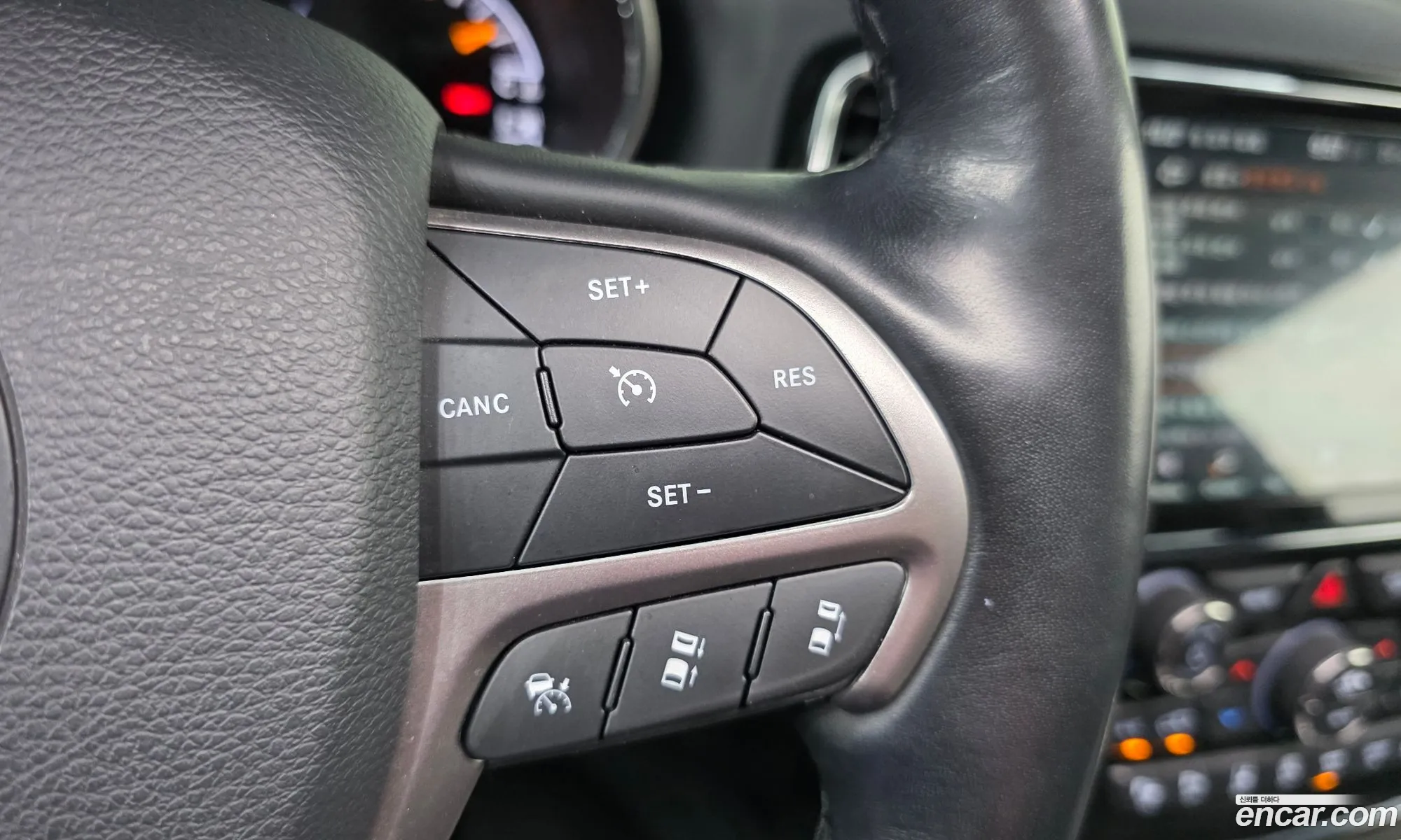 Jeep Grand Cherokee 2021 — 34