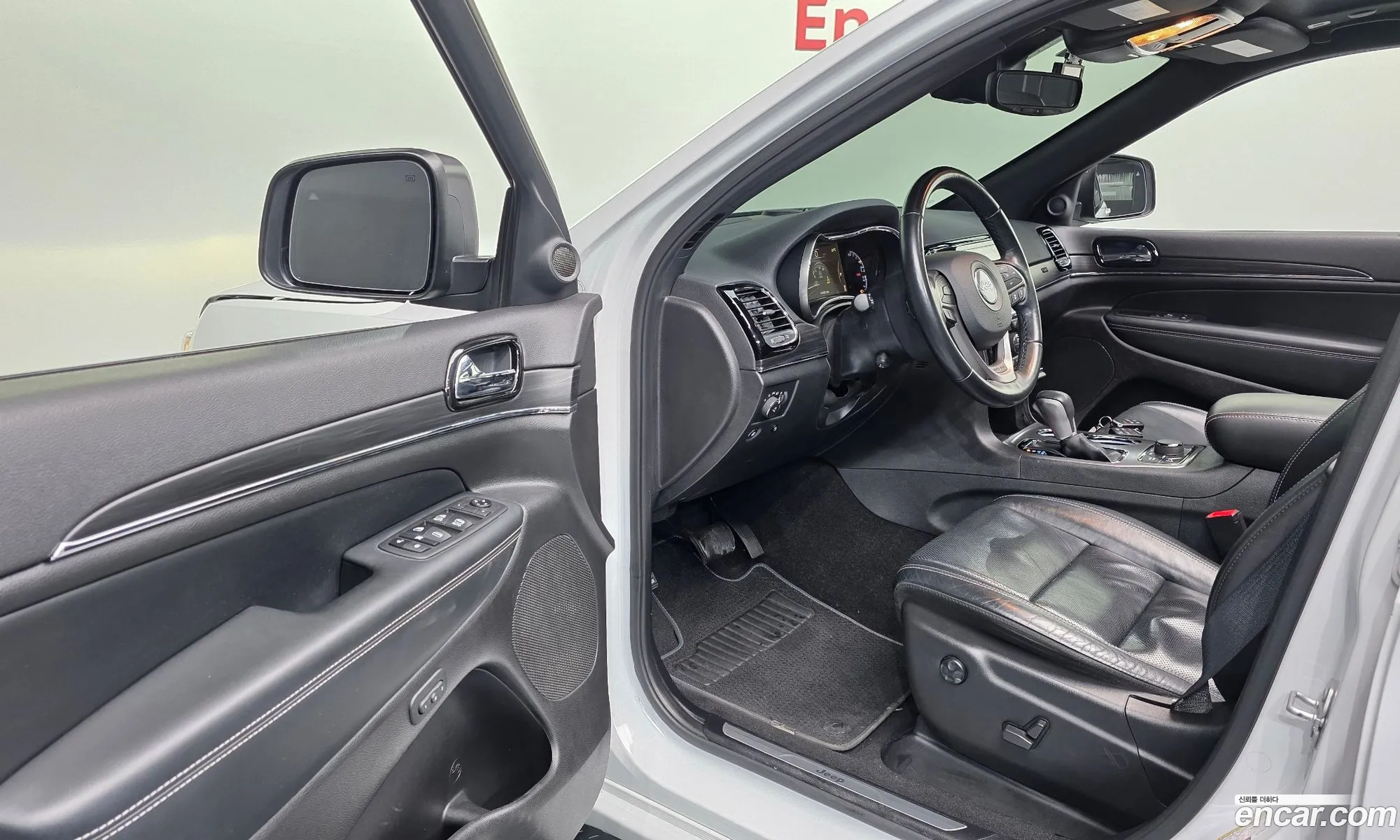 Jeep Grand Cherokee 2021 — 7