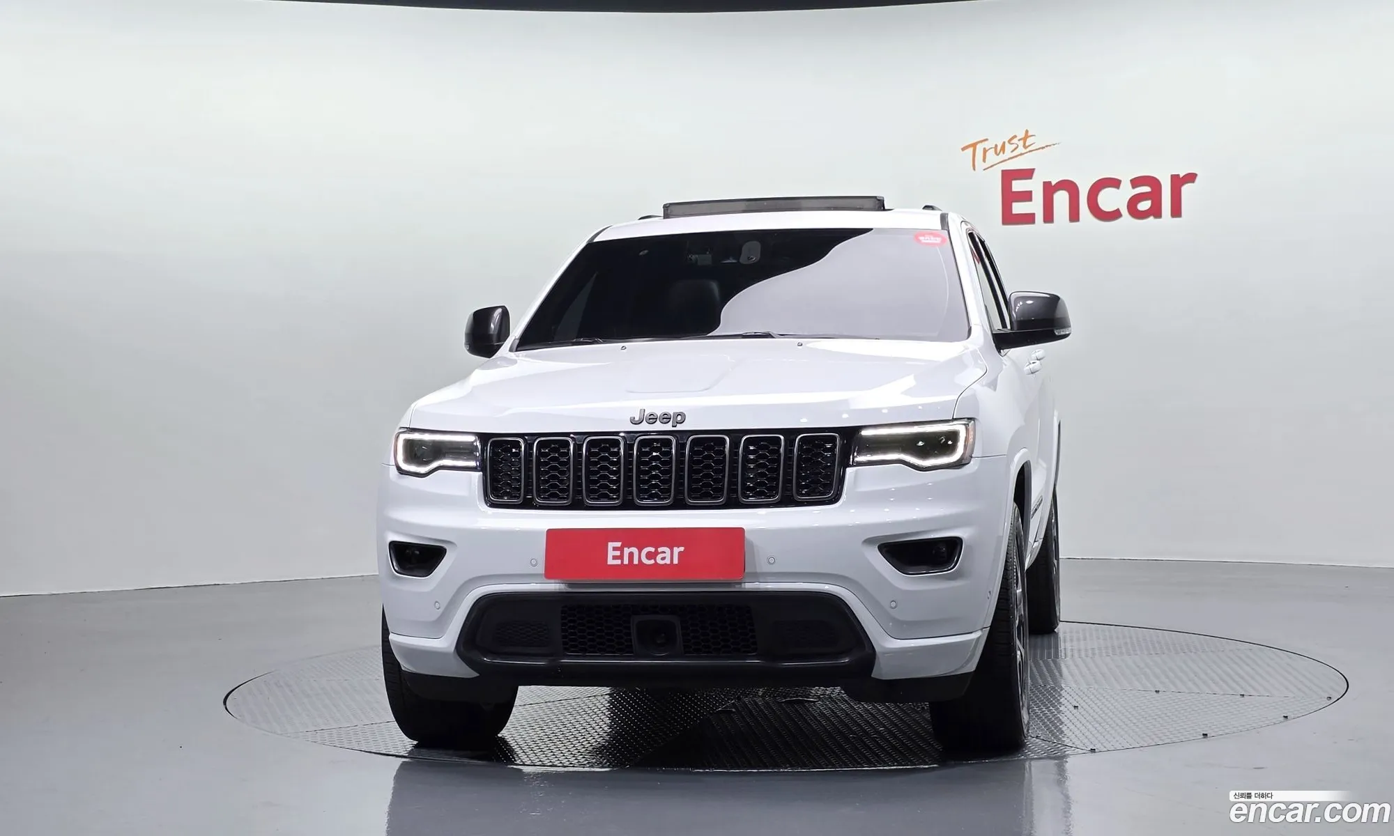Jeep Grand Cherokee 2021 — 2