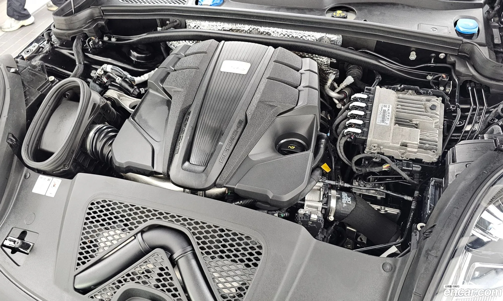 Porsche Macan 2023 WP1AG2958PLB51590 — 32