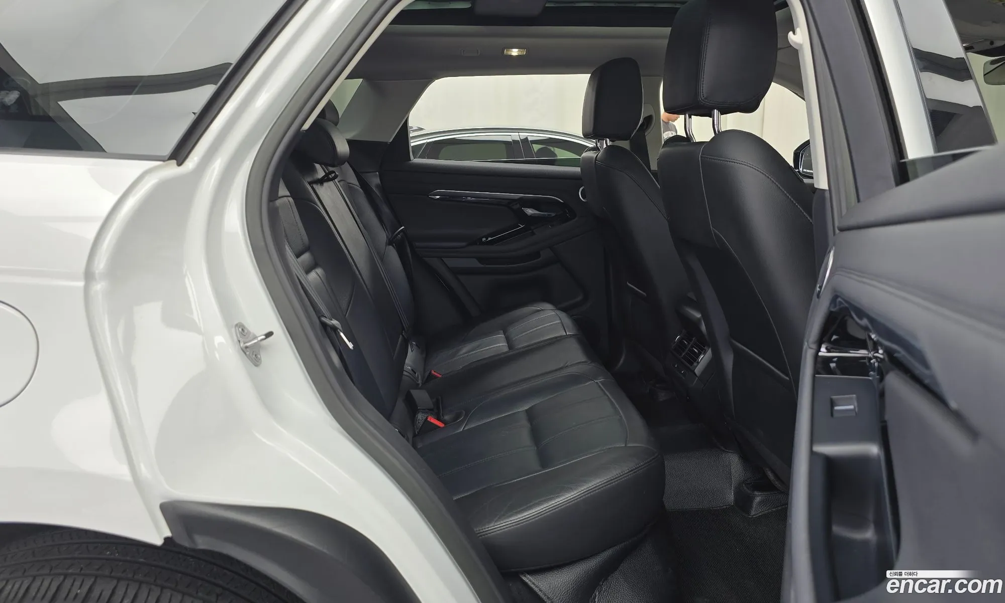 Land Rover Range Rover Evoque 2023 SALZA2BXXPH207364 — 26