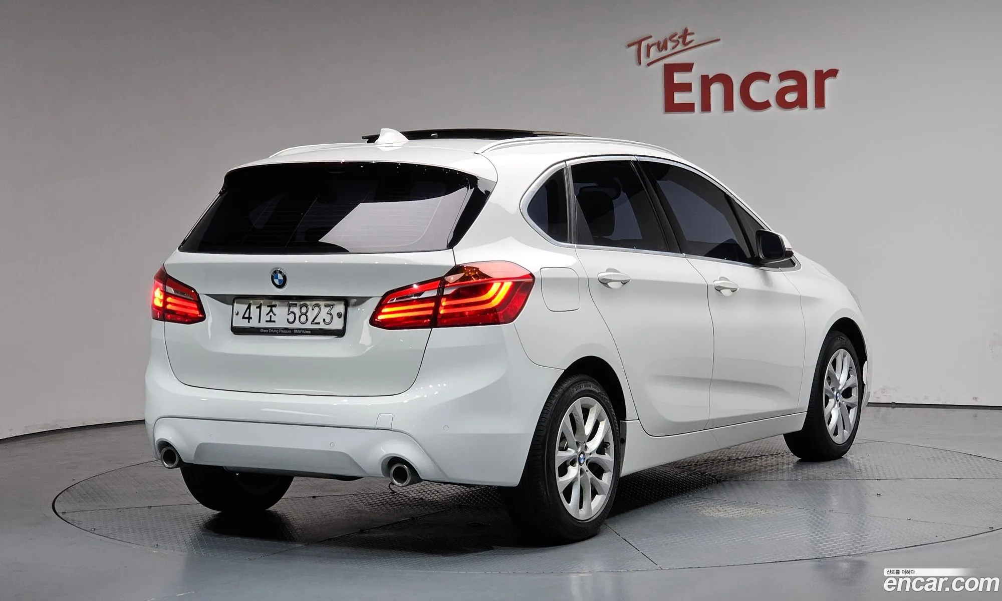 BMW 2 Series Active Tourer 2019 — 30
