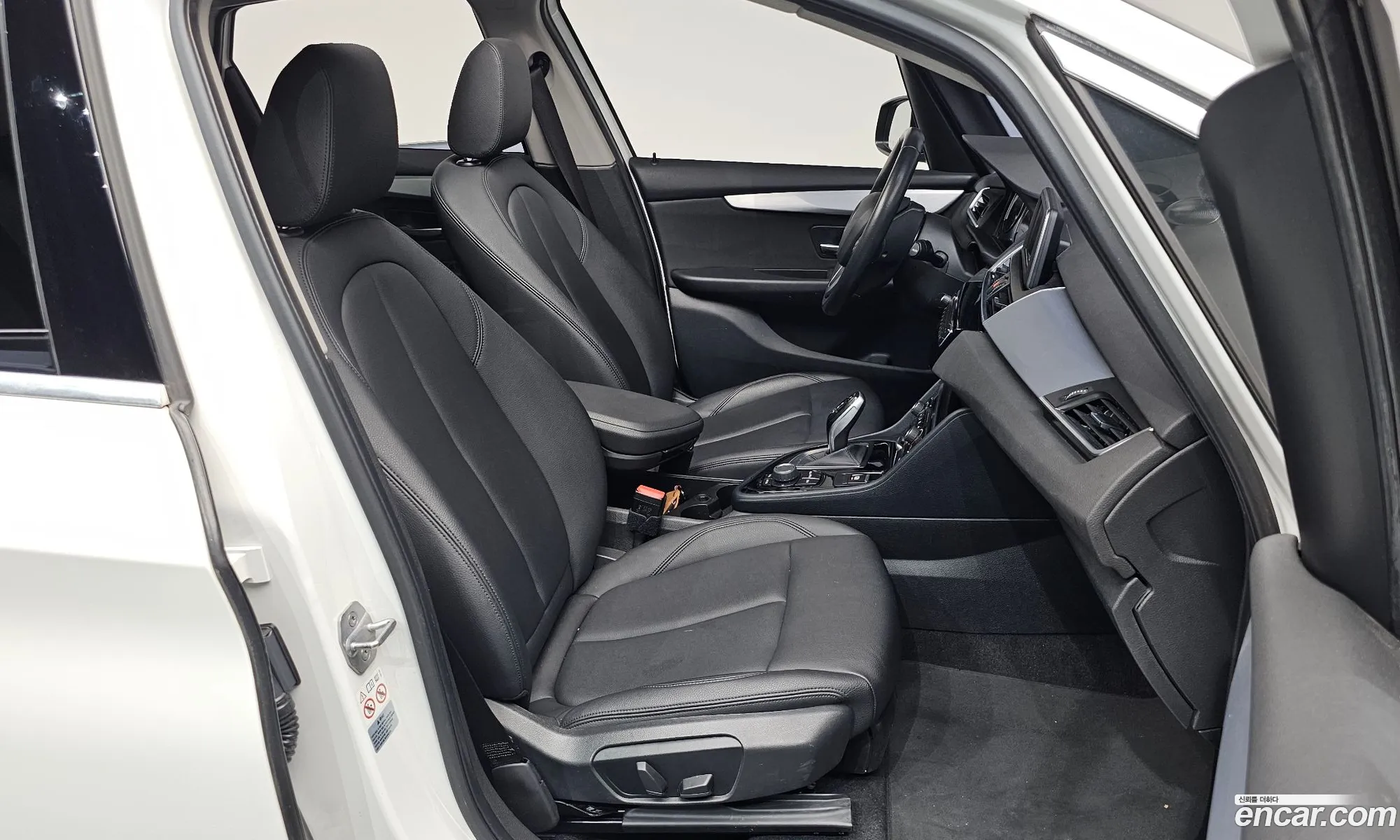 BMW 2 Series Active Tourer 2019 — 18