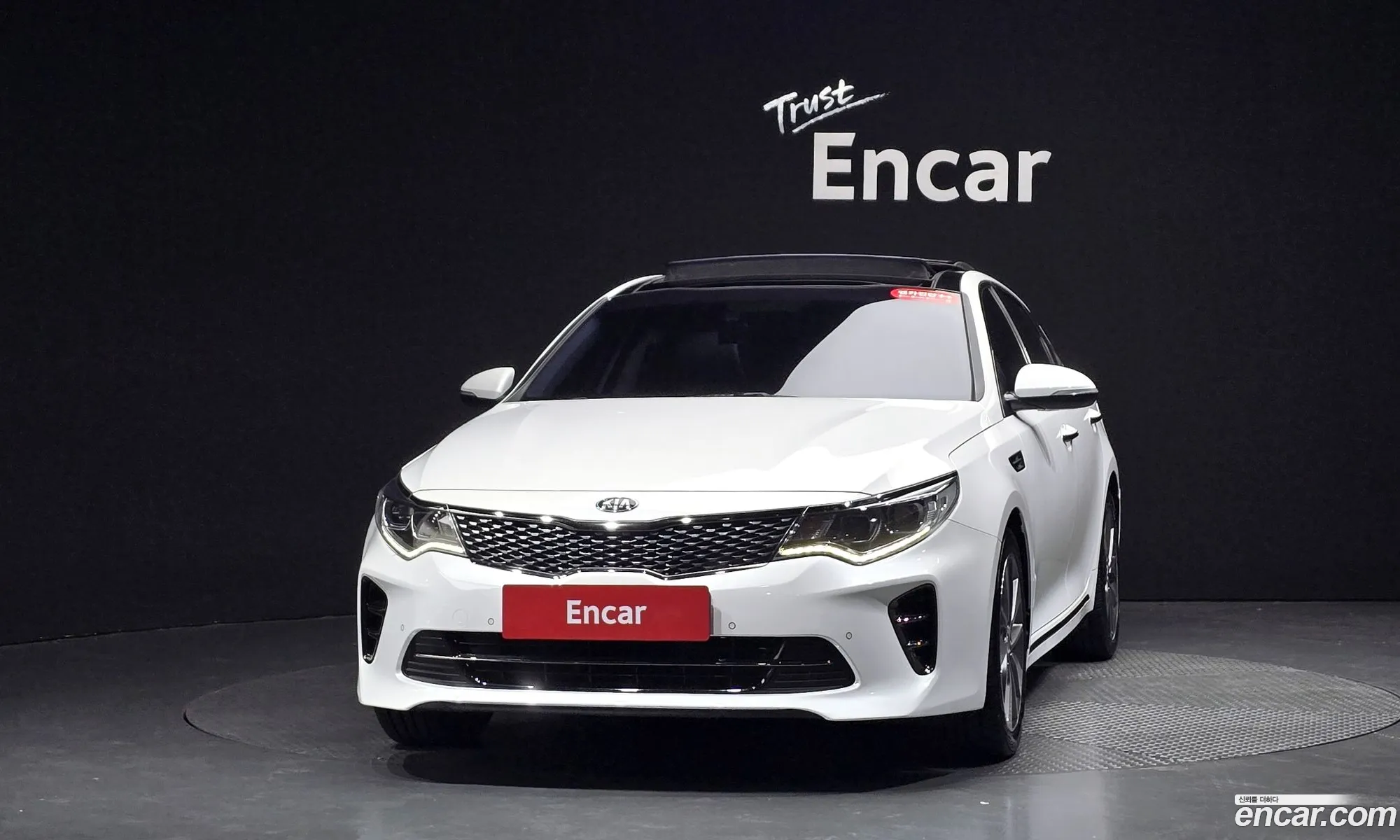 Kia K5 2017 — 2