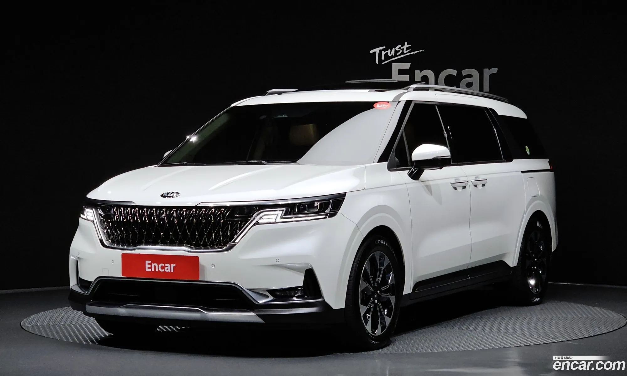 Kia Carnival 2020 — 3
