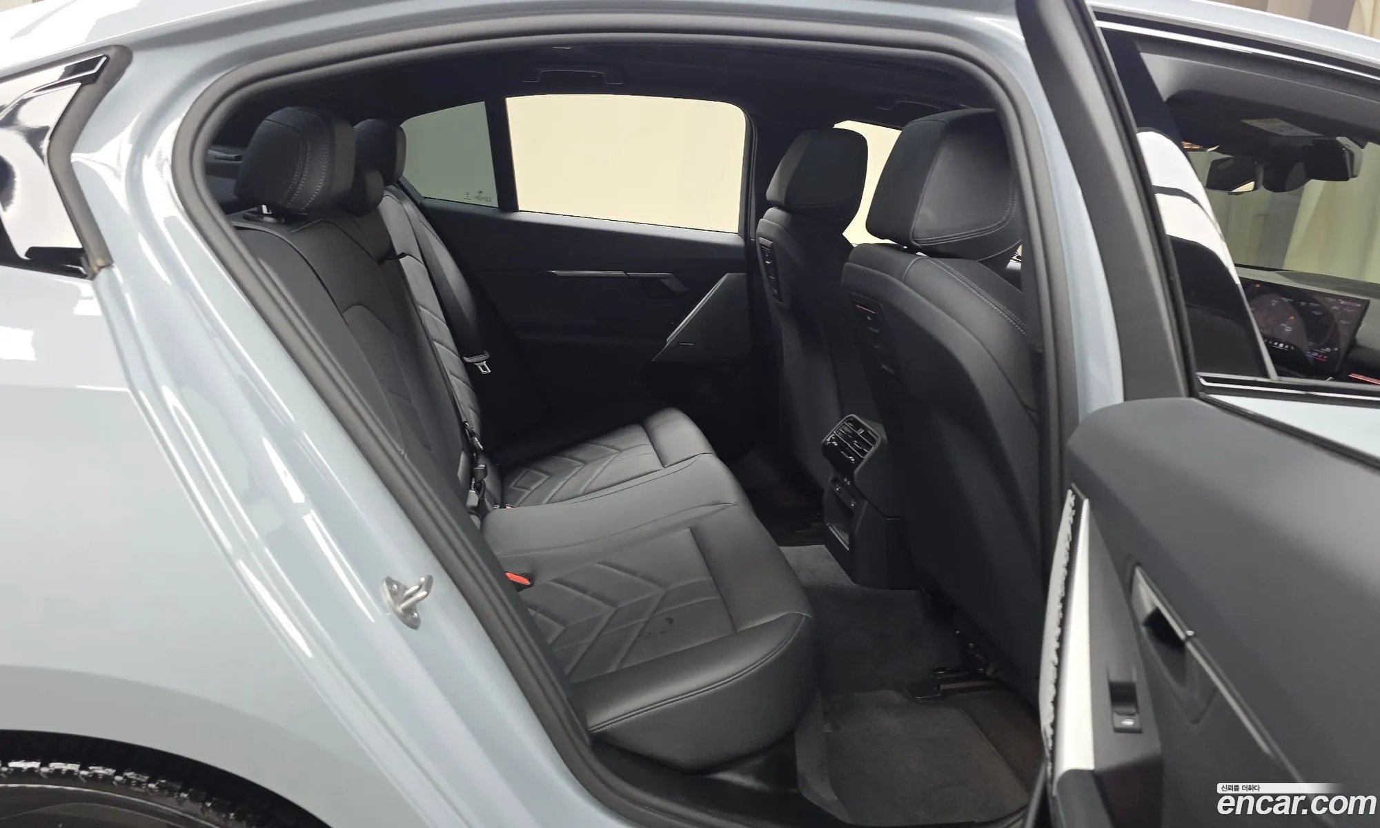 BMW 5 Series 2024 WBA21FJ03RCR60042 — 2