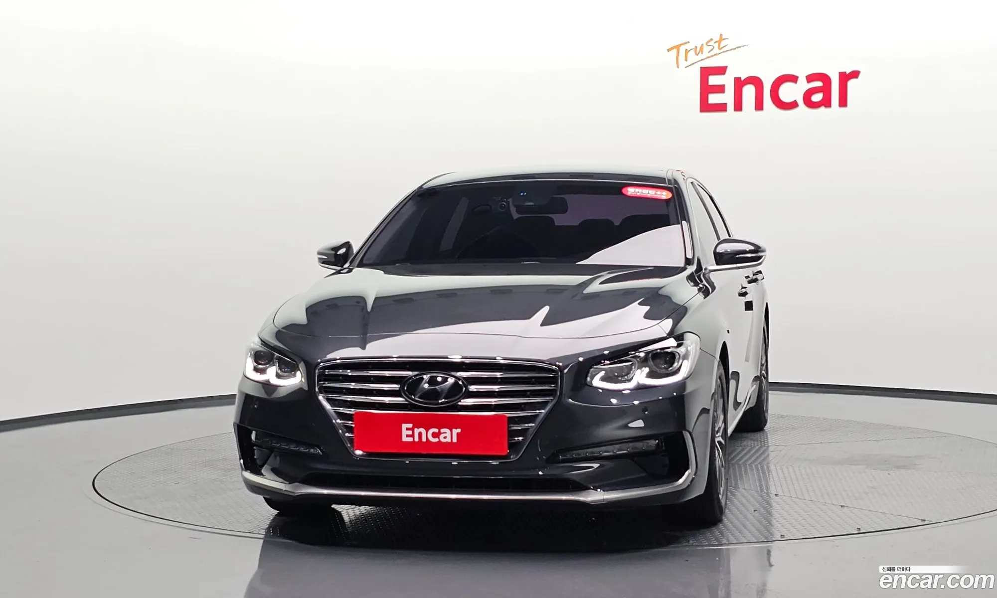 Hyundai Grandeur IG Hybrid 2017 — 3