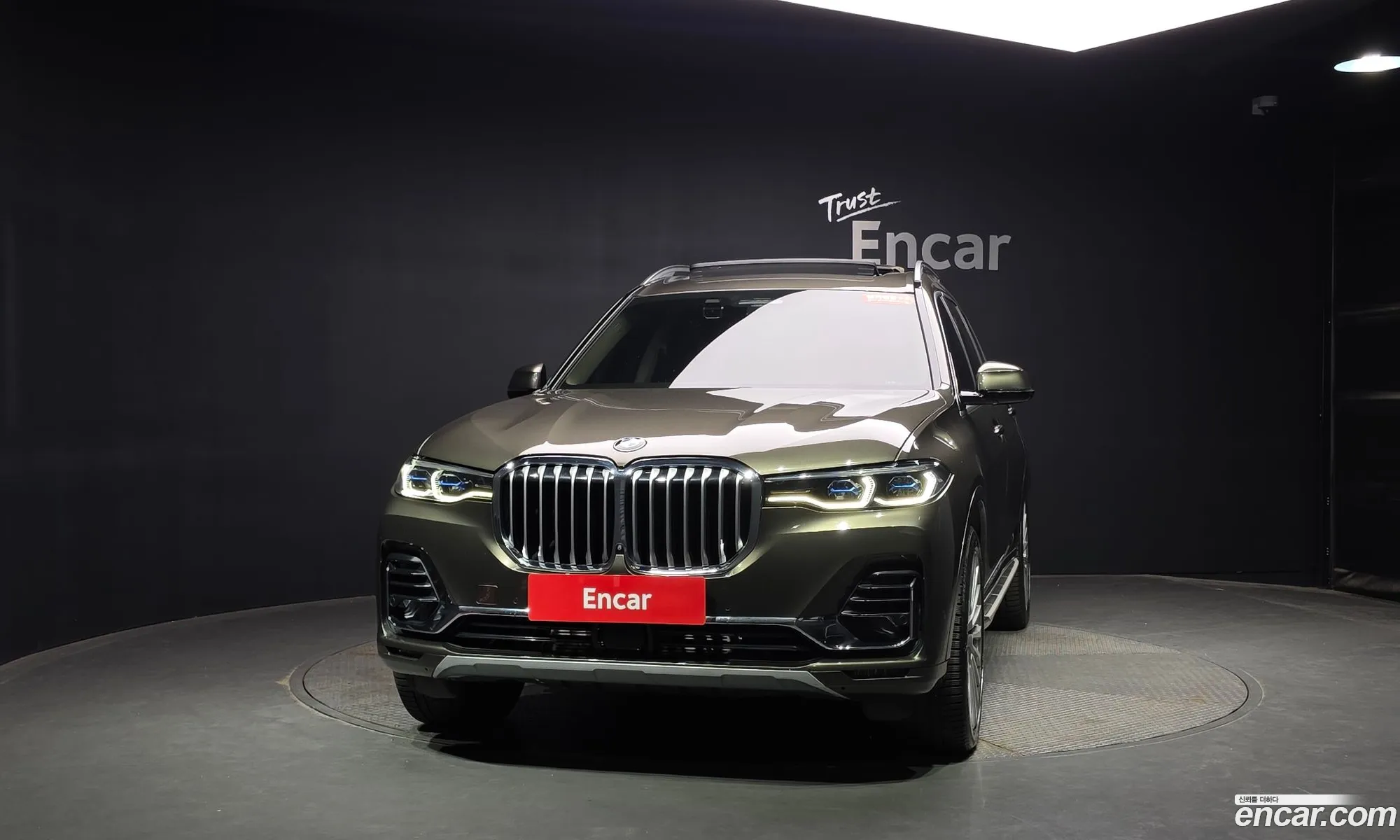 BMW X7 2022 WBACW2102N9L04582 — 19