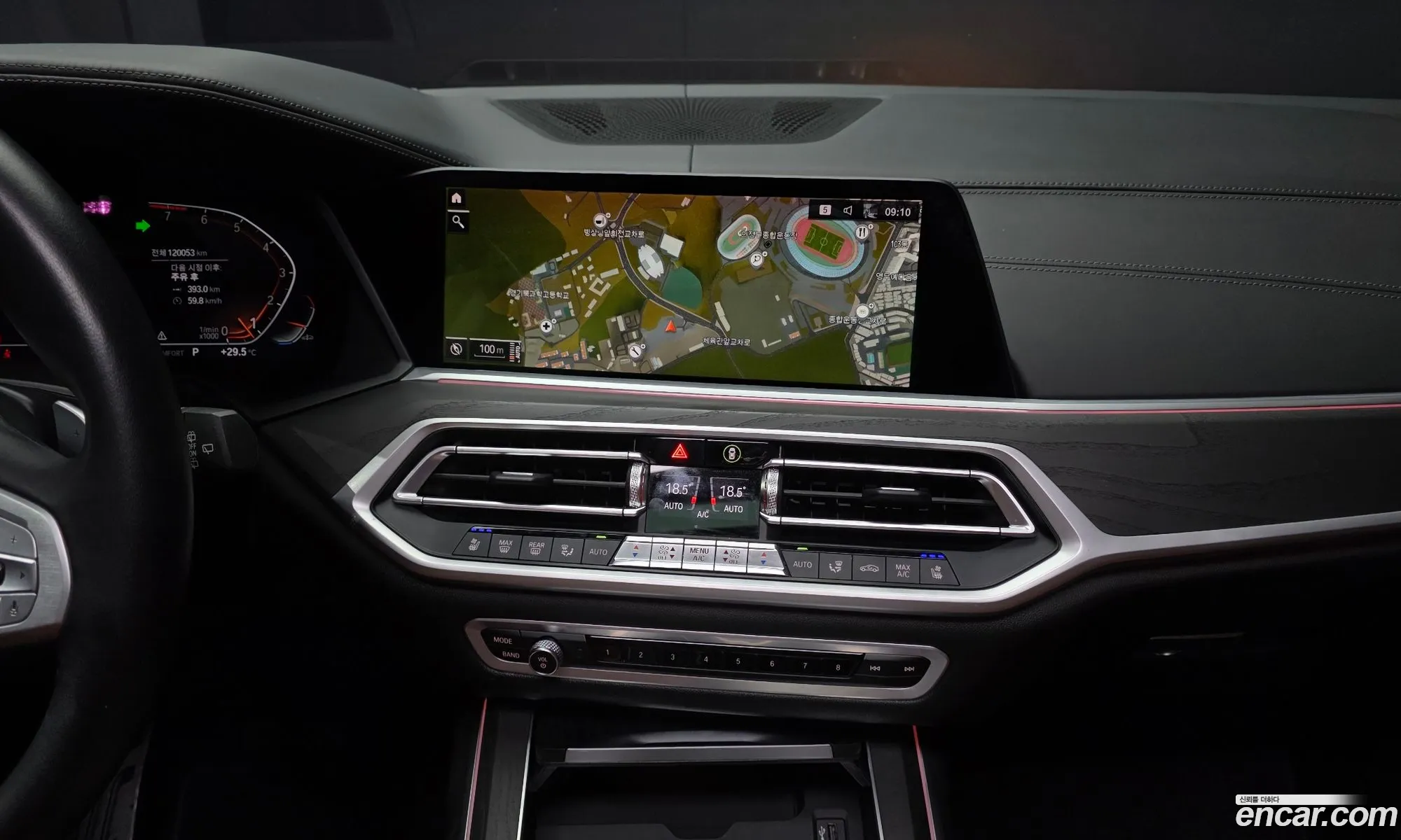 BMW X7 2022 WBACW2102N9L04582 — 38