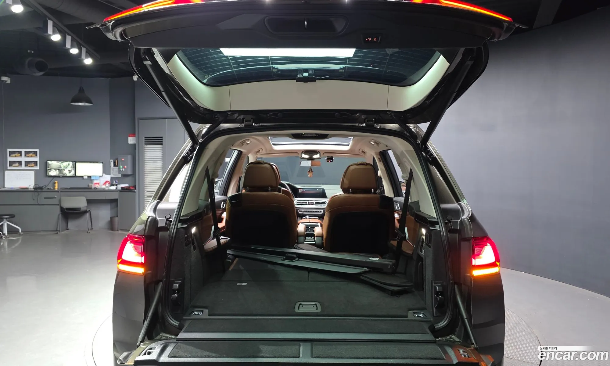 BMW X7 2022 WBACW2102N9L04582 — 5
