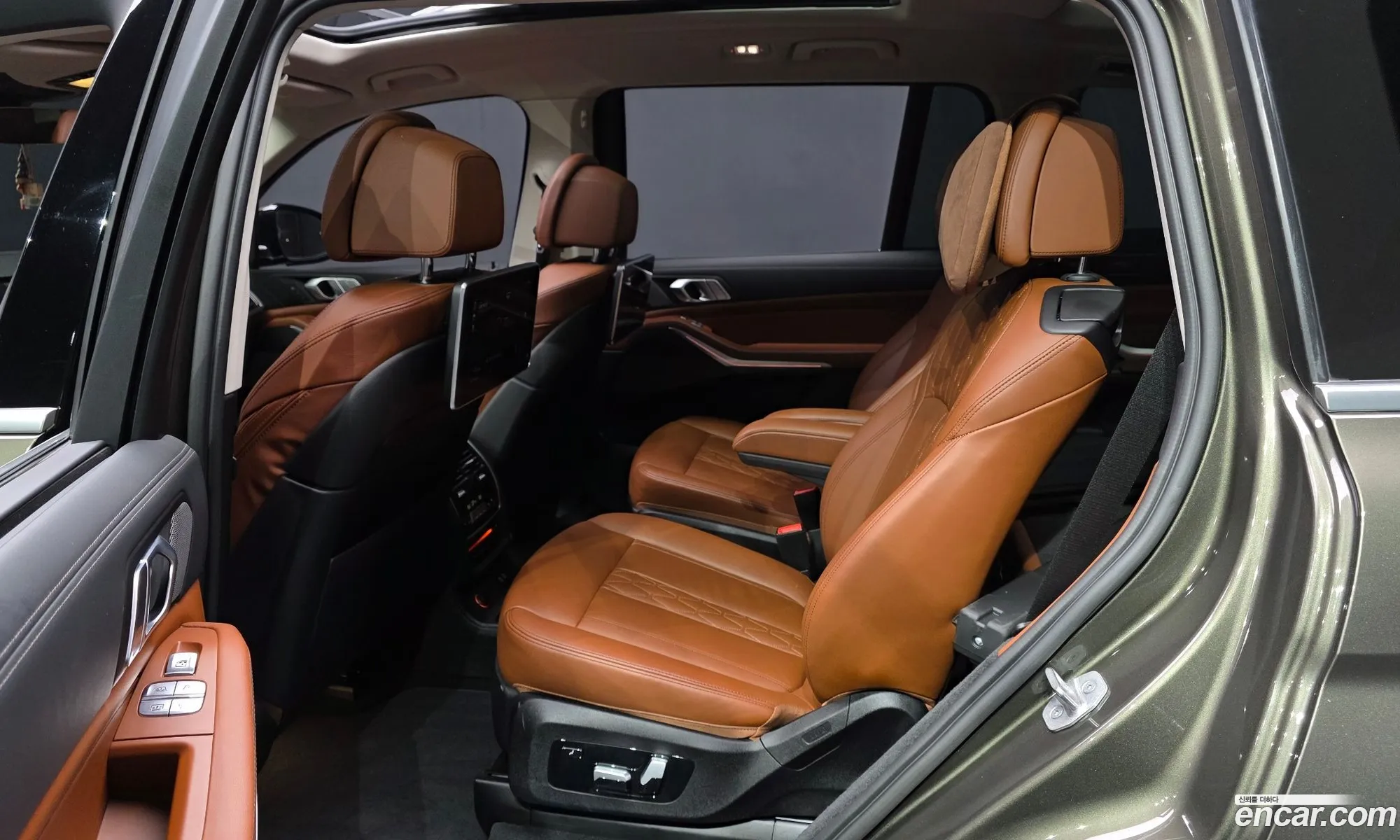 BMW X7 2022 WBACW2102N9L04582 — 35