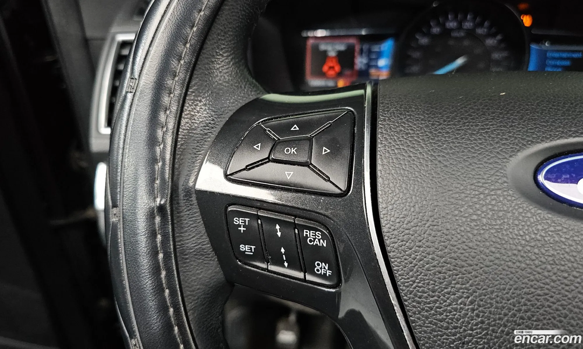 Ford Explorer 2017 1FM5K8F86HGD32244 — 20