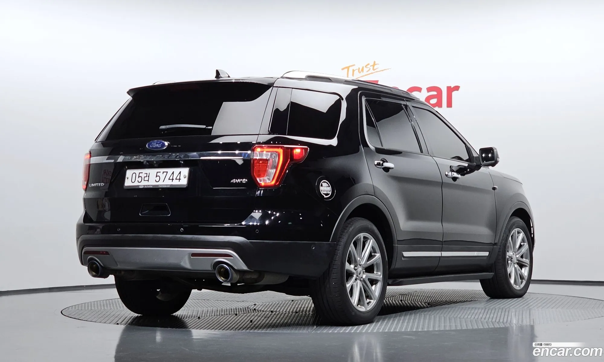 Ford Explorer 2017 1FM5K8F86HGD32244 — 19