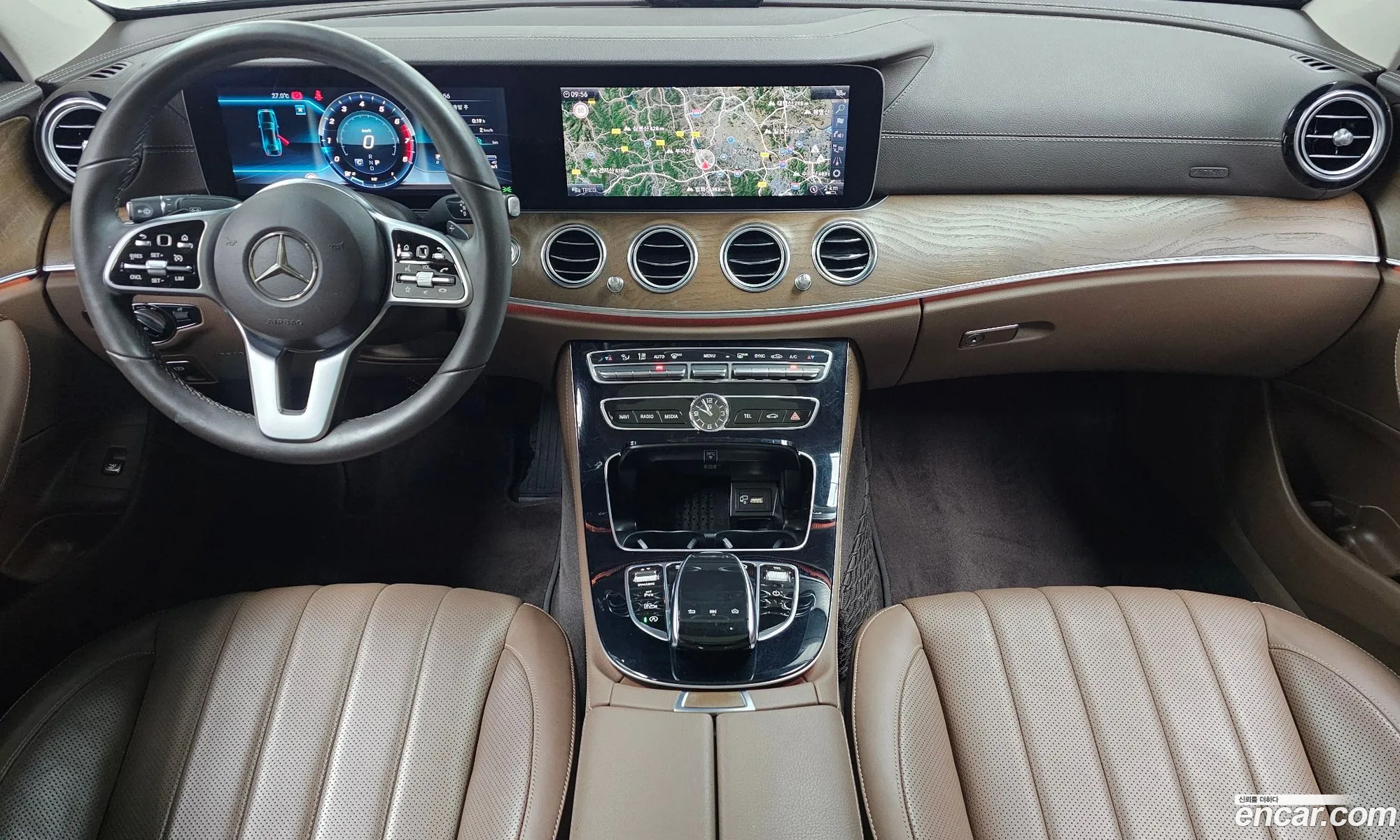Mercedes-Benz E-Class W213 2019 WDDZF4KB3KA662539 — 21