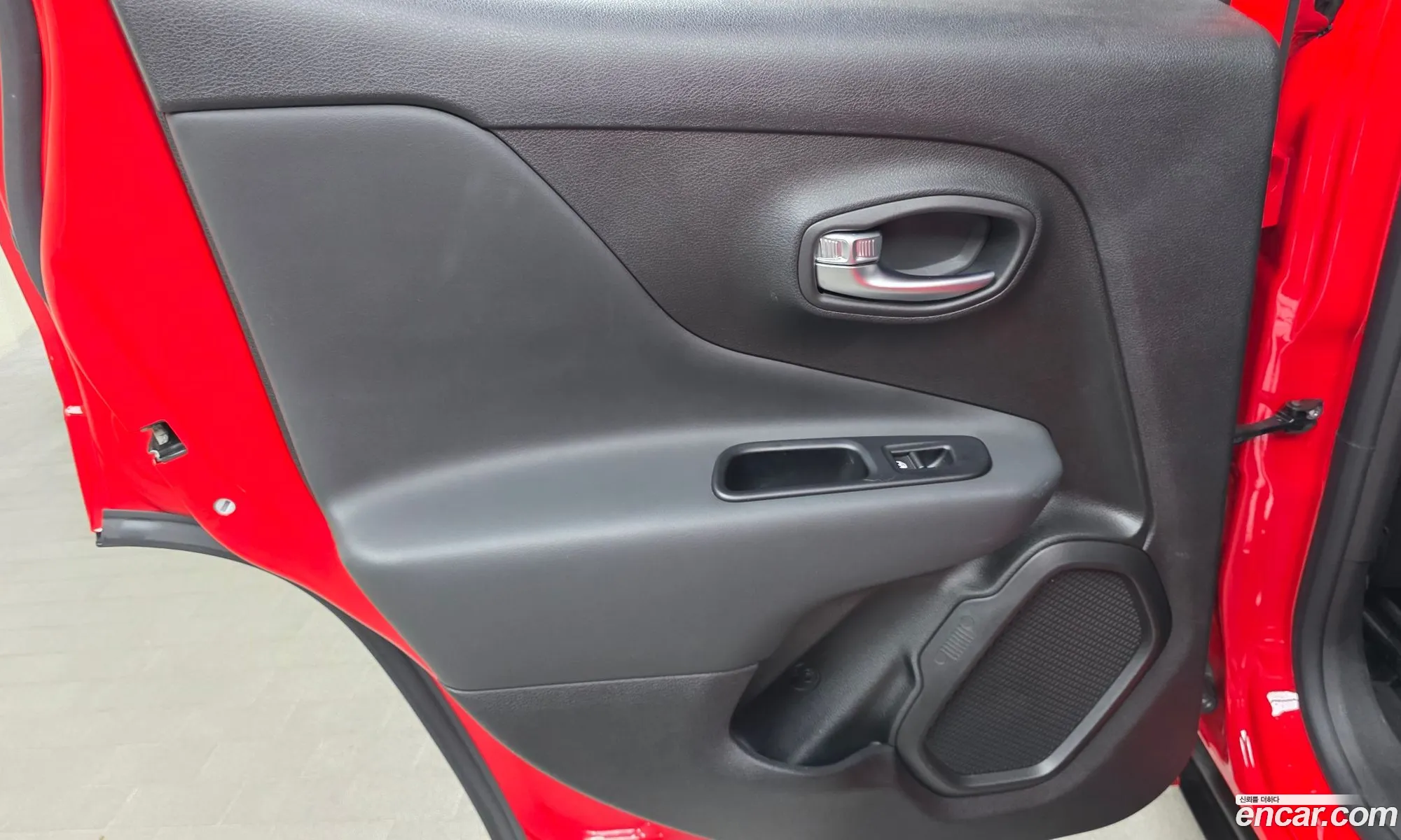 Jeep Renegade 2021 1C4NJCDB9MPM71691 — 16