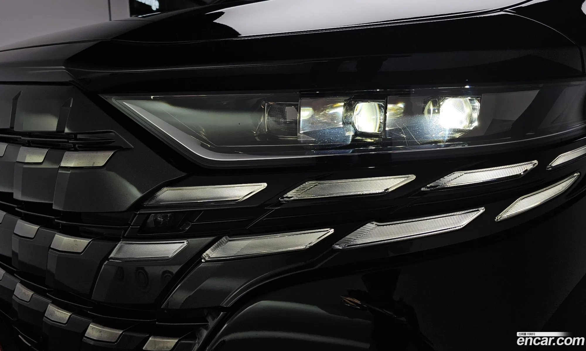 Toyota Alphard 2023 JTNAEACH5R8007436 — 35