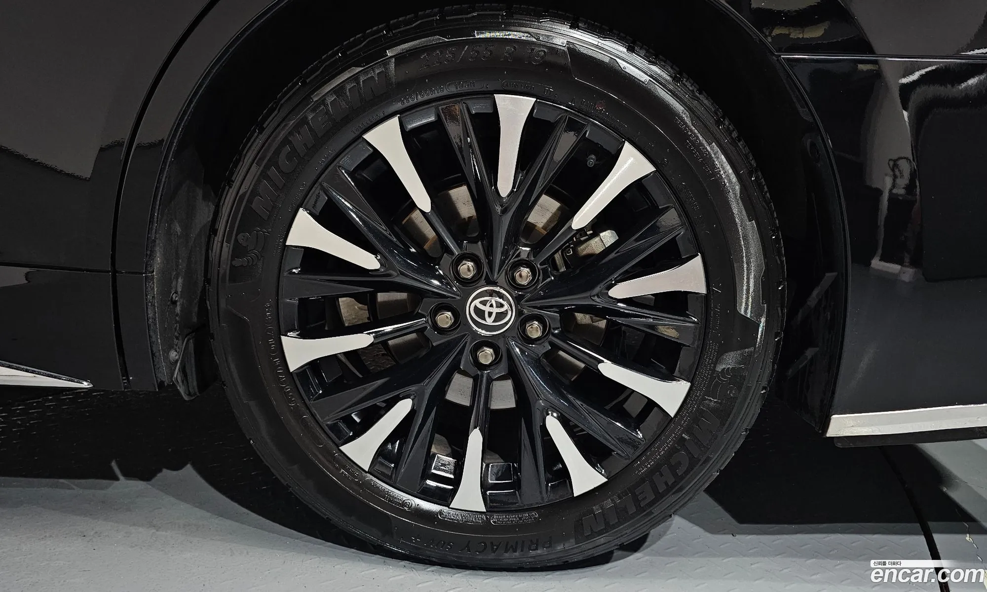Toyota Alphard 2023 JTNAEACH5R8007436 — 3
