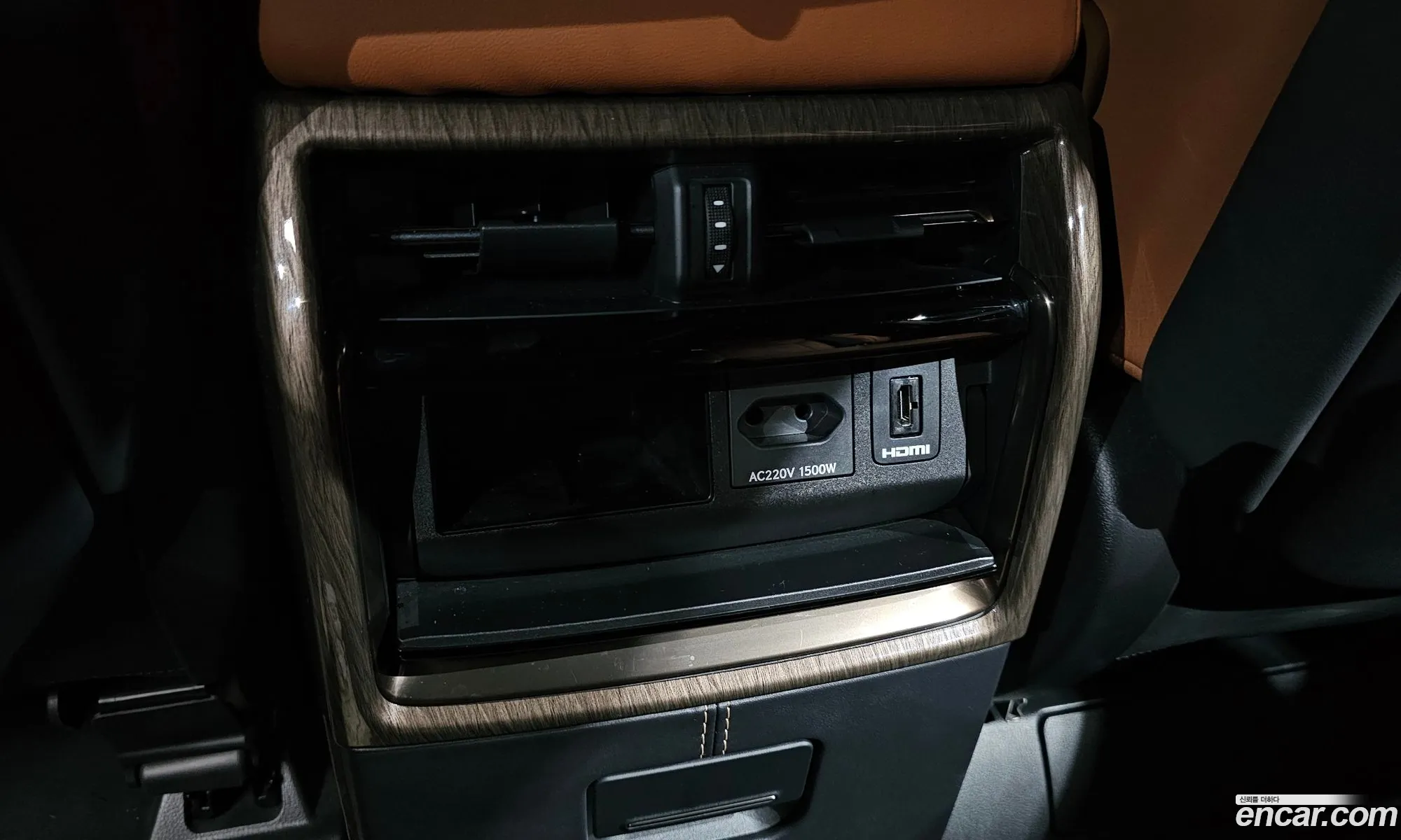 Toyota Alphard 2023 JTNAEACH5R8007436 — 26