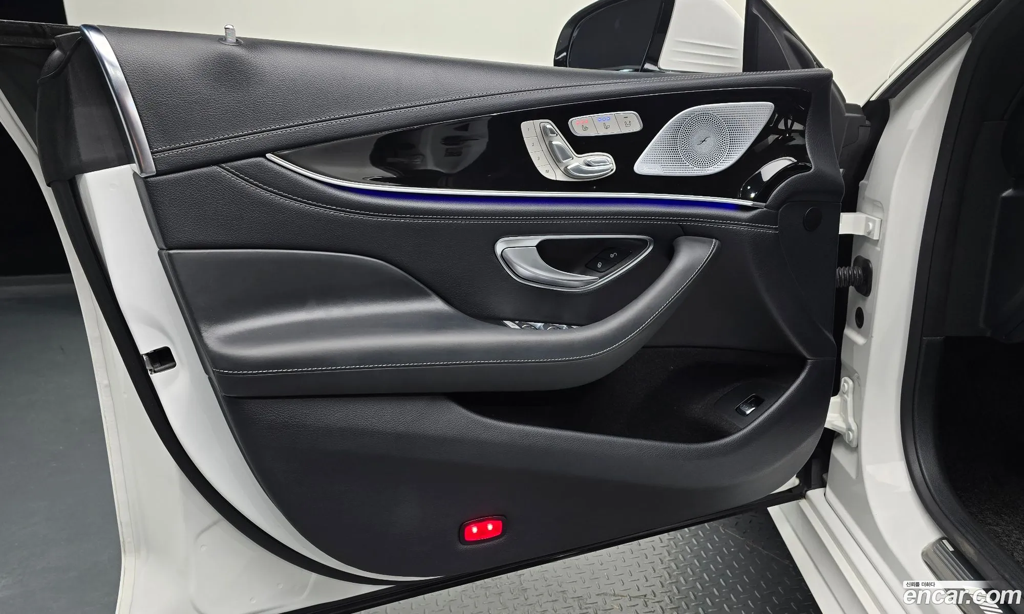 Mercedes-Benz AMG GT 2021 — 14