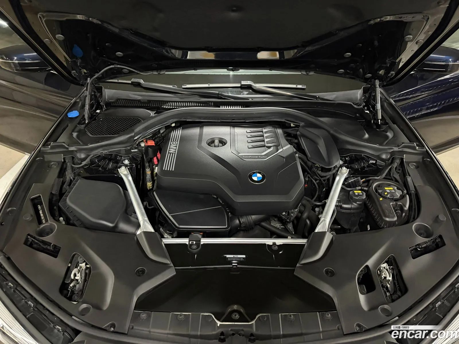 BMW 5 Series 2022 — 15