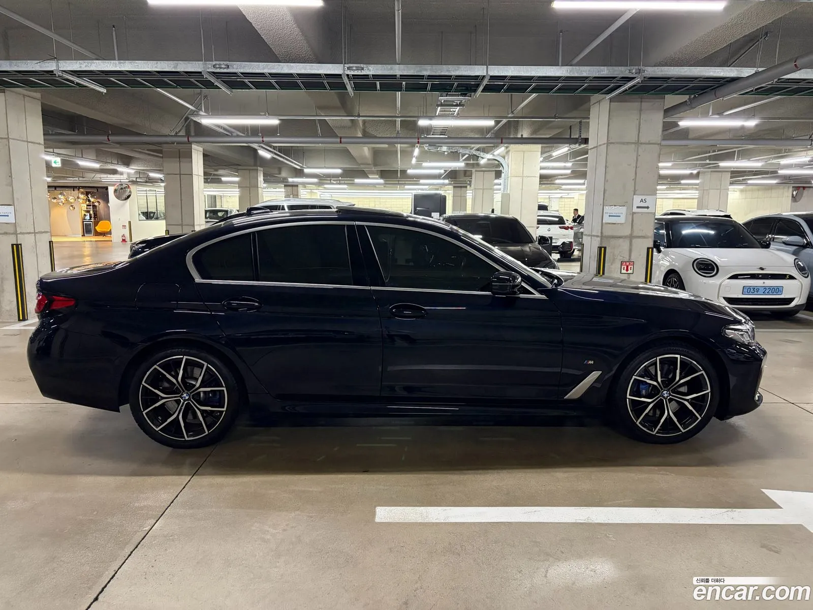 BMW 5 Series 2022 — 20