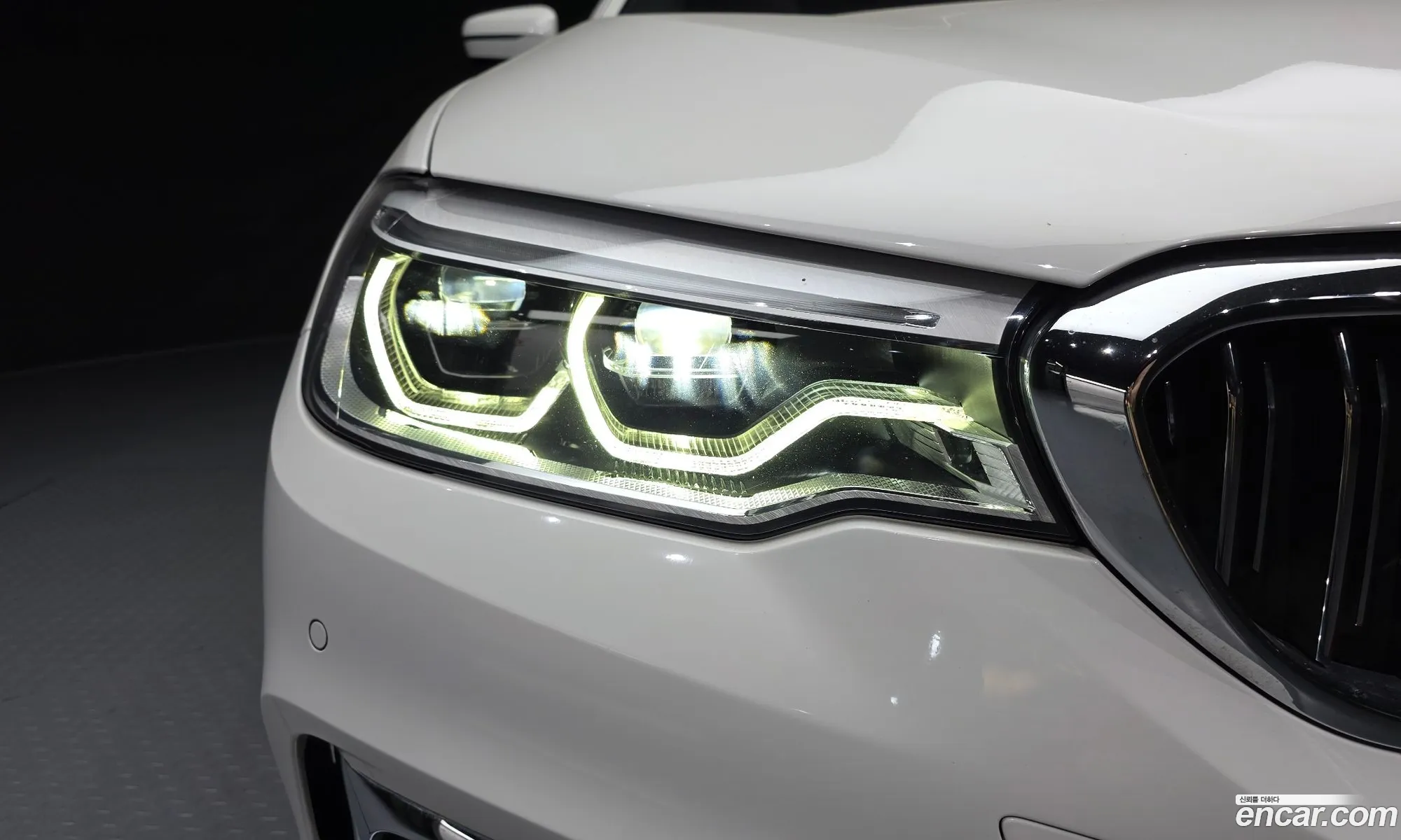 BMW 5 Series 2020 — 28