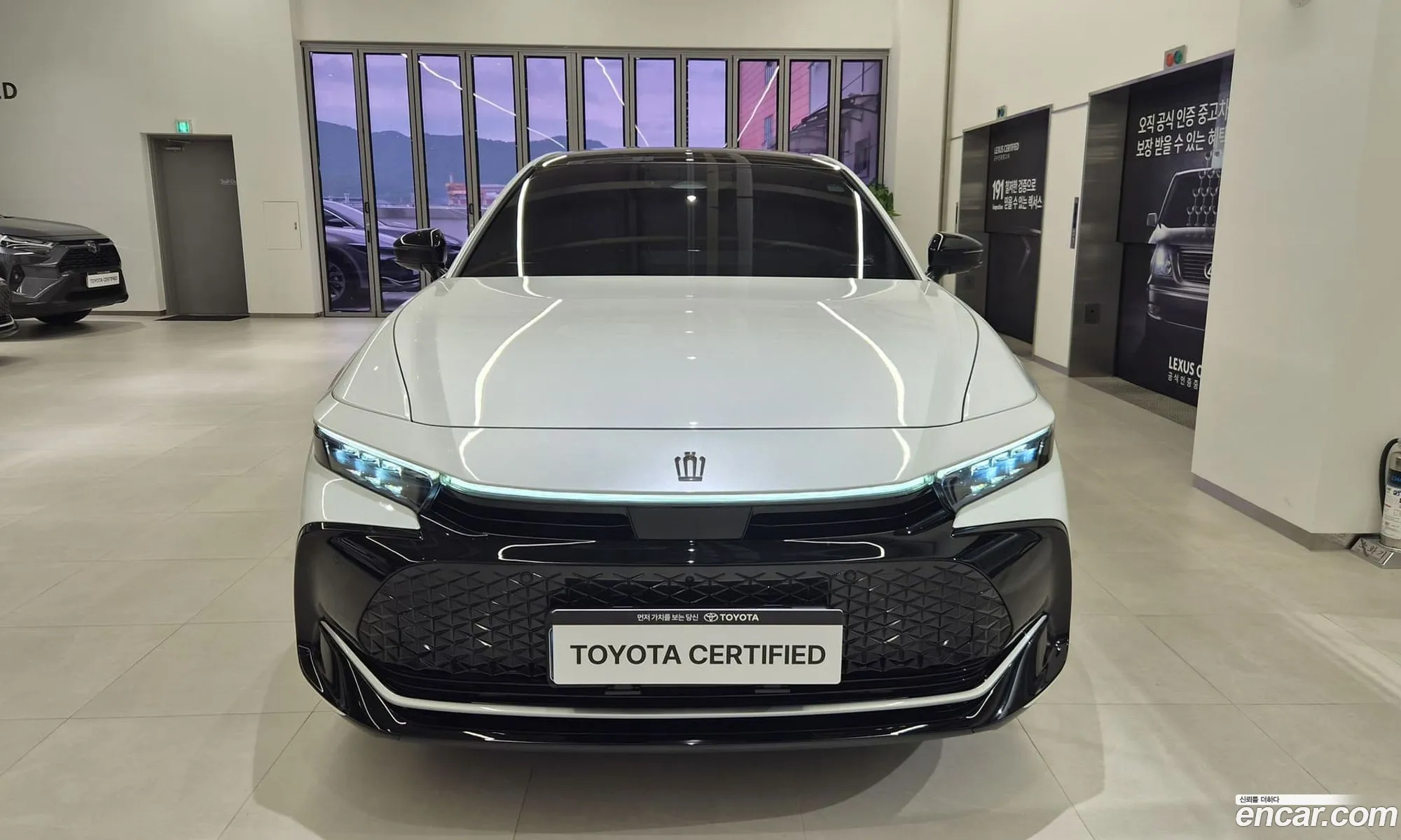 Toyota Crown Crossover 2025 — 10