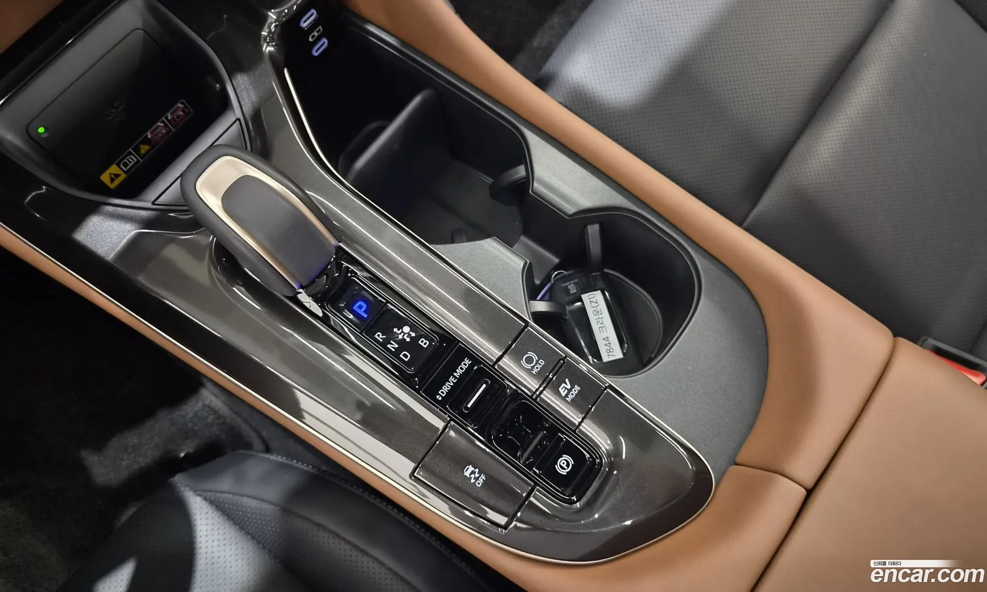 Toyota Crown Crossover 2025 — 18