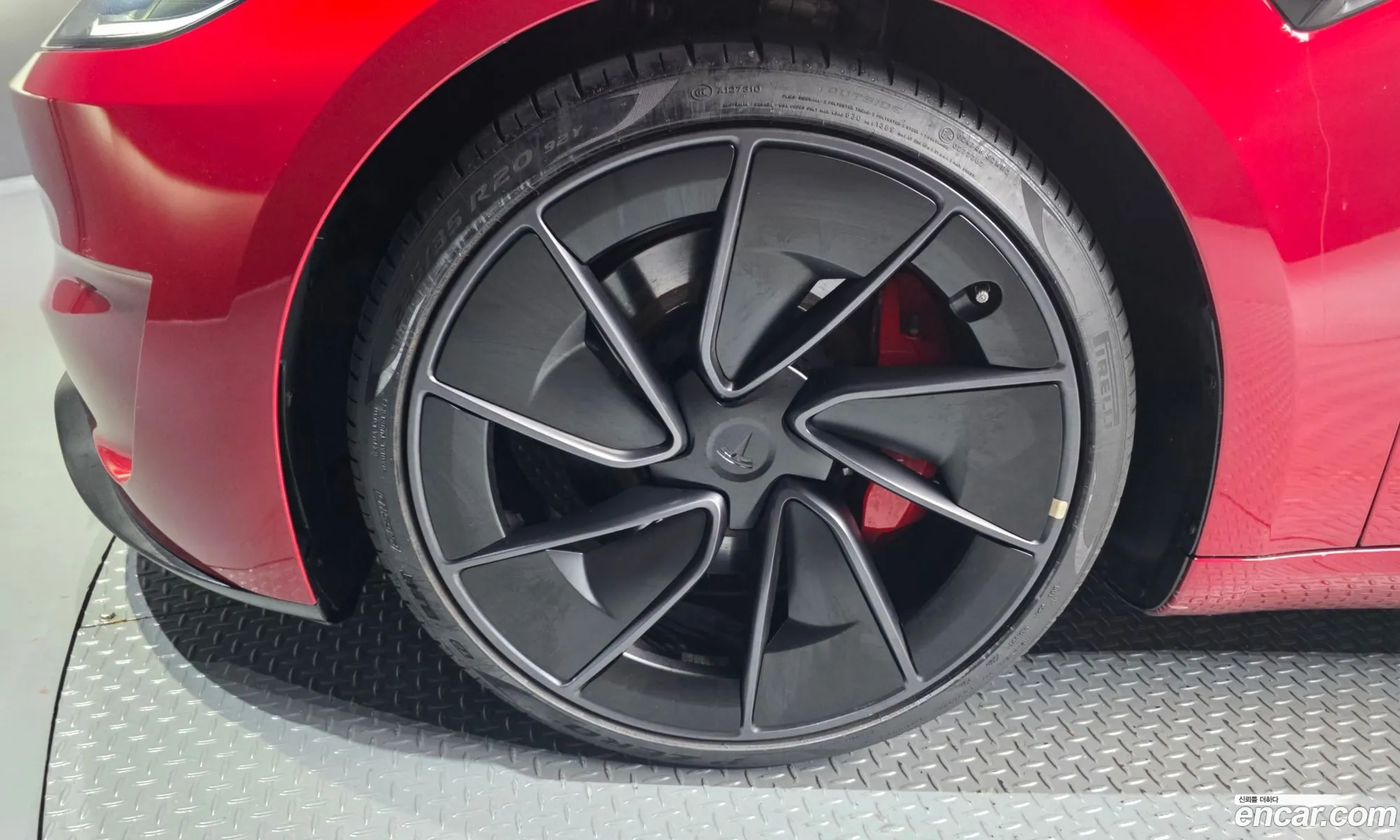 Tesla Model 3 2024 LRW3E7ET5RC191823 — 19