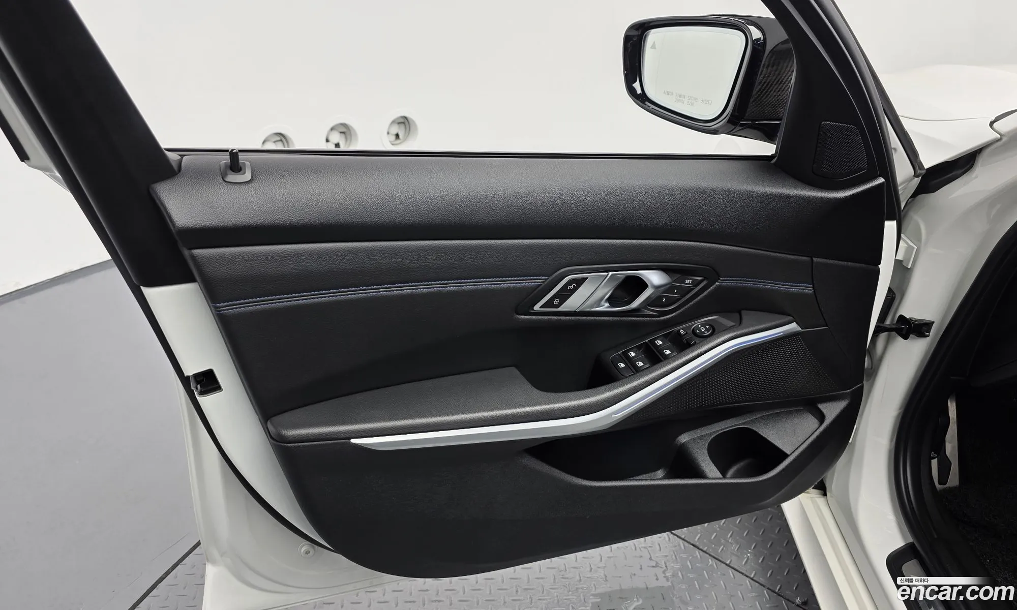 BMW 3 Series 2019 WBA5V5101LFH45764 — 23