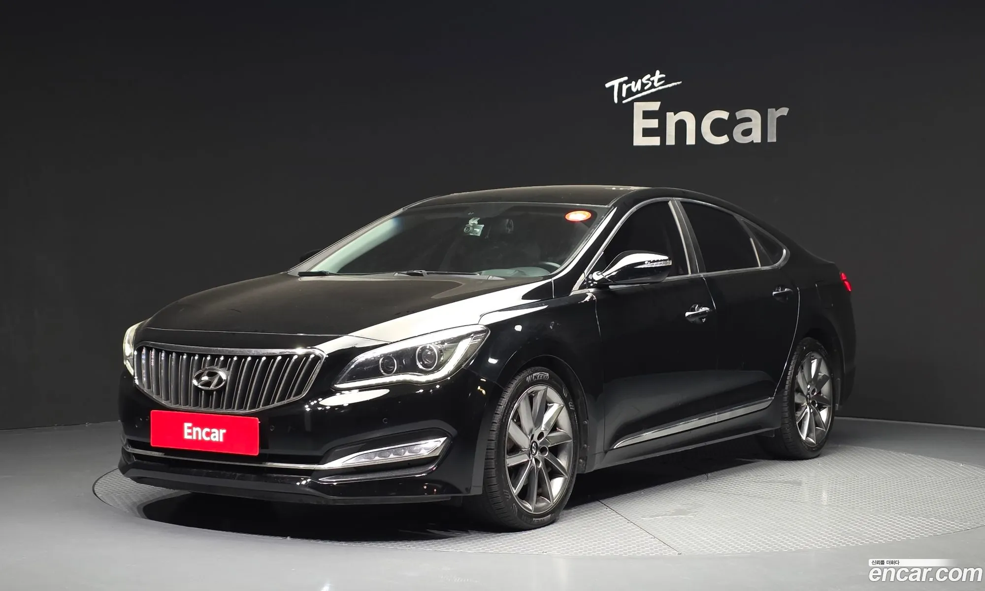 Hyundai Aslan 2015 — 2