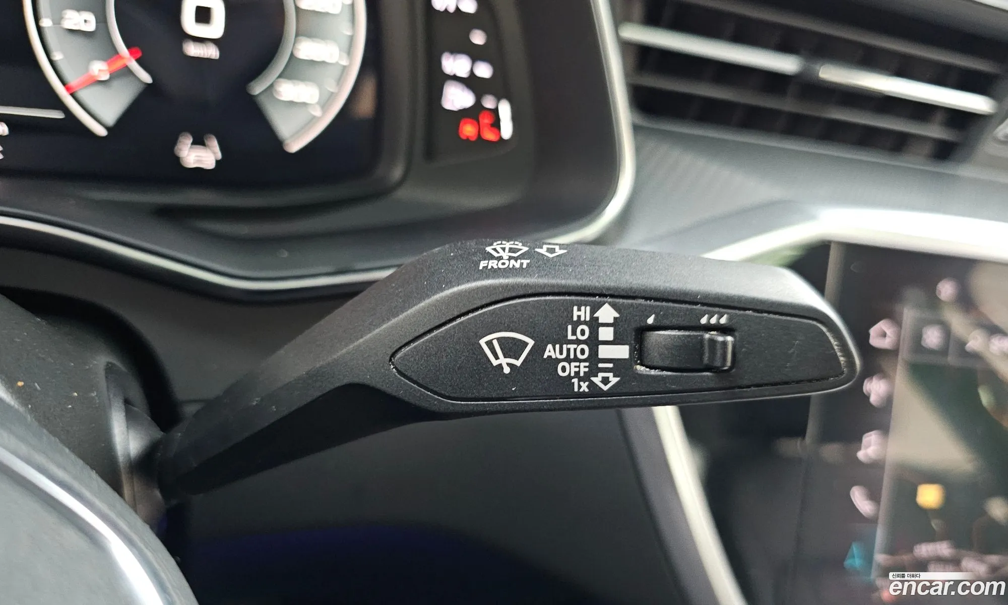 Audi A6 2021 WAUZZZF24MN028058 — 28