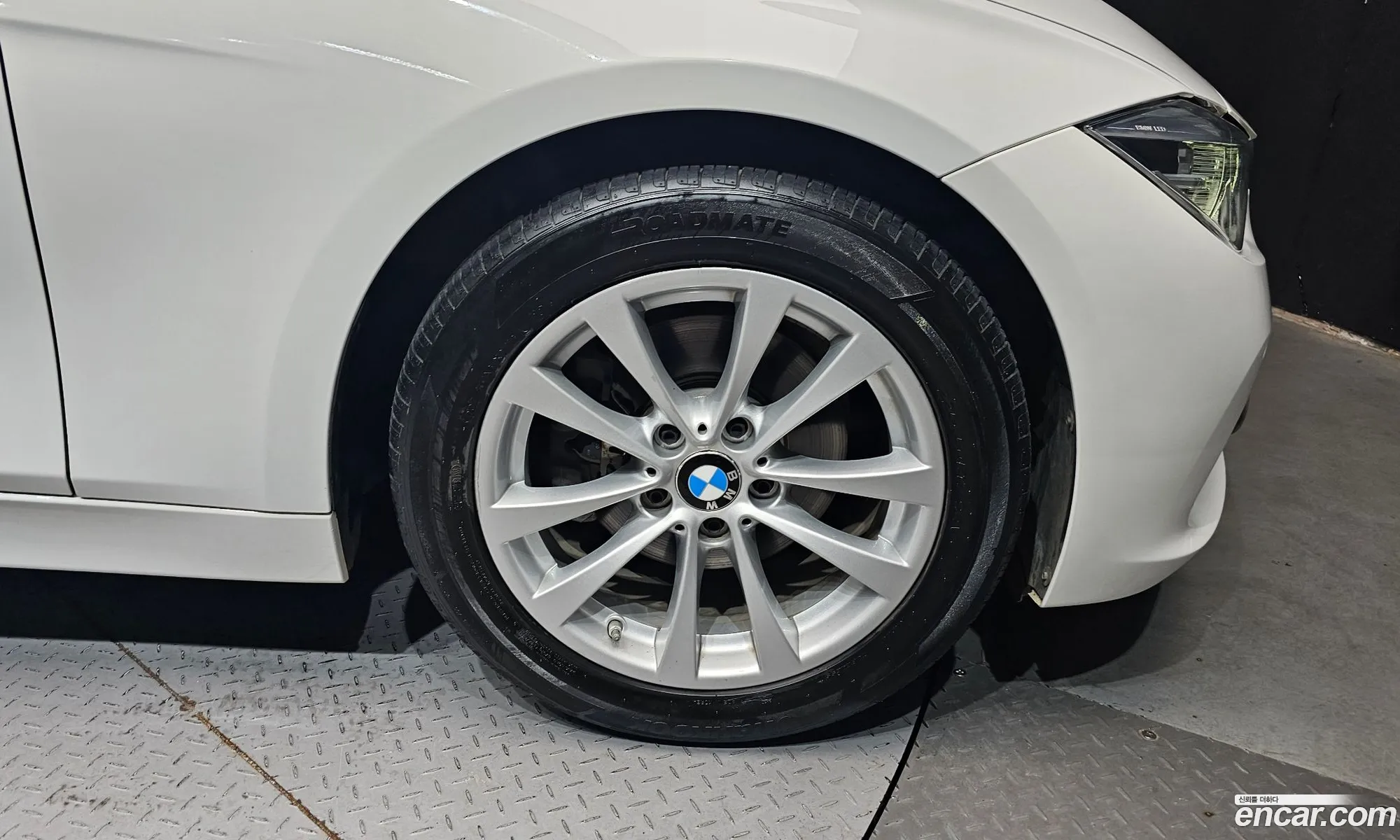 BMW 3 Series 2018 WBA8C5109J5L44627 — 7