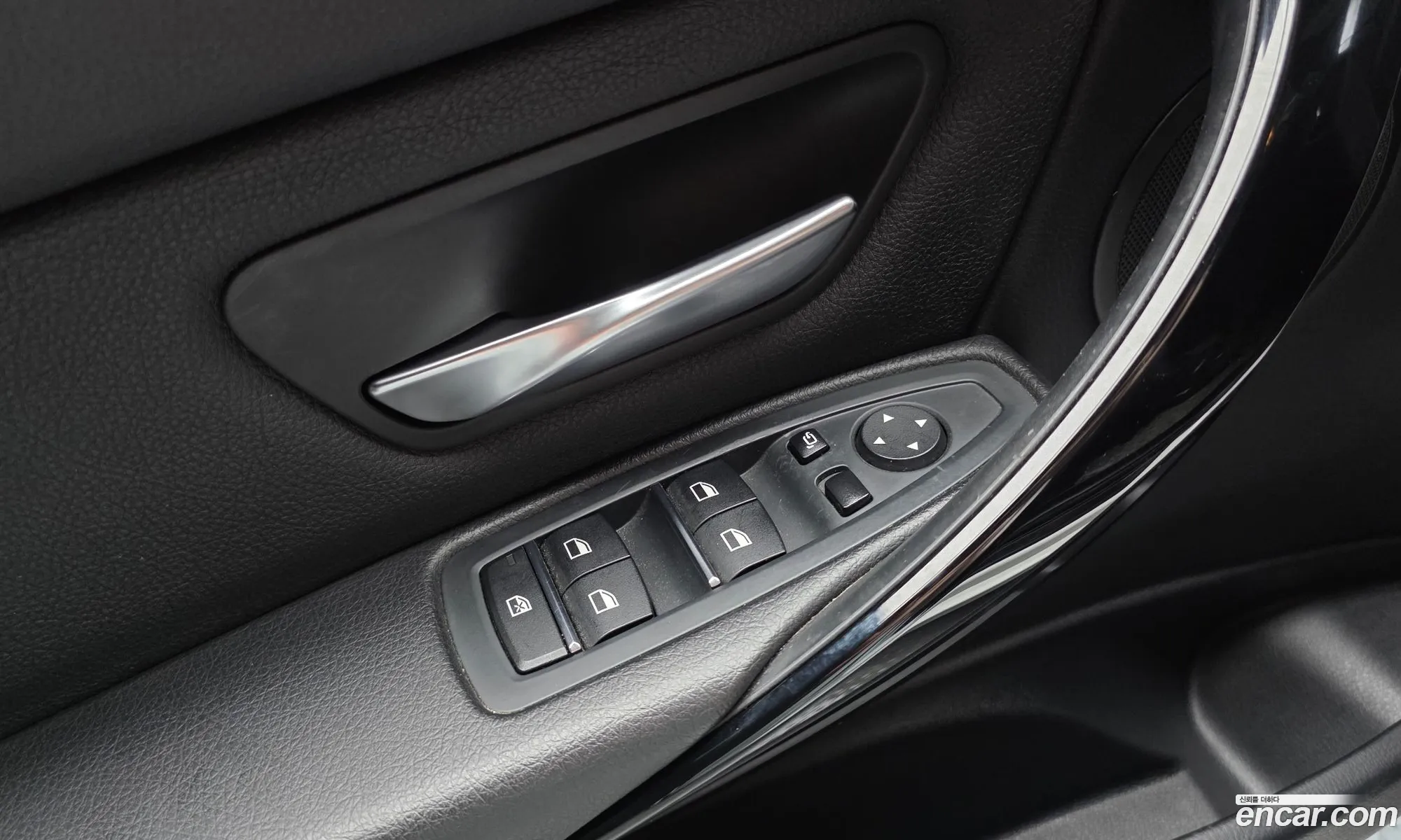 BMW 3 Series 2018 WBA8C5109J5L44627 — 25