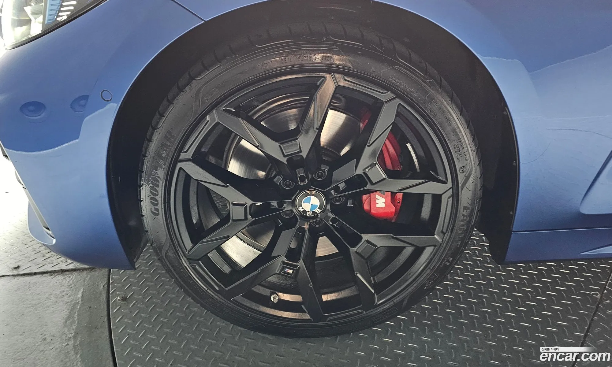 BMW 4 Series 2025 WBA21DB06SCU37901 — 14