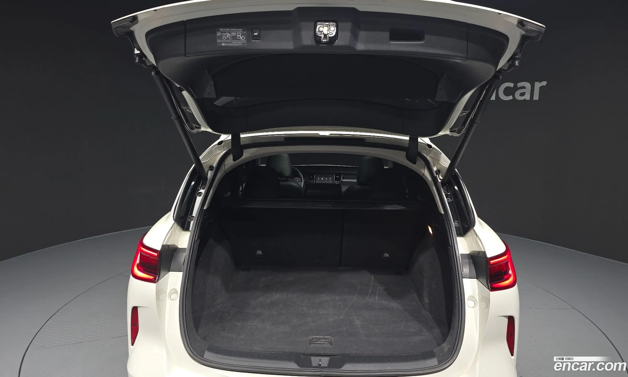 Infiniti QX50 2019 3PCAJ5M18KF140433 — 3