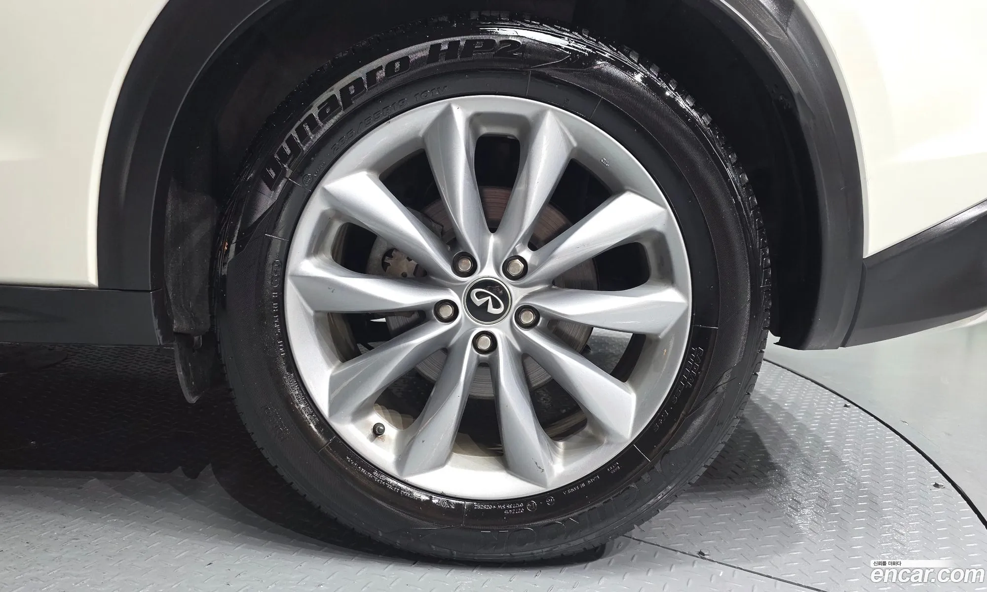 Infiniti QX50 2019 3PCAJ5M18KF140433 — 11