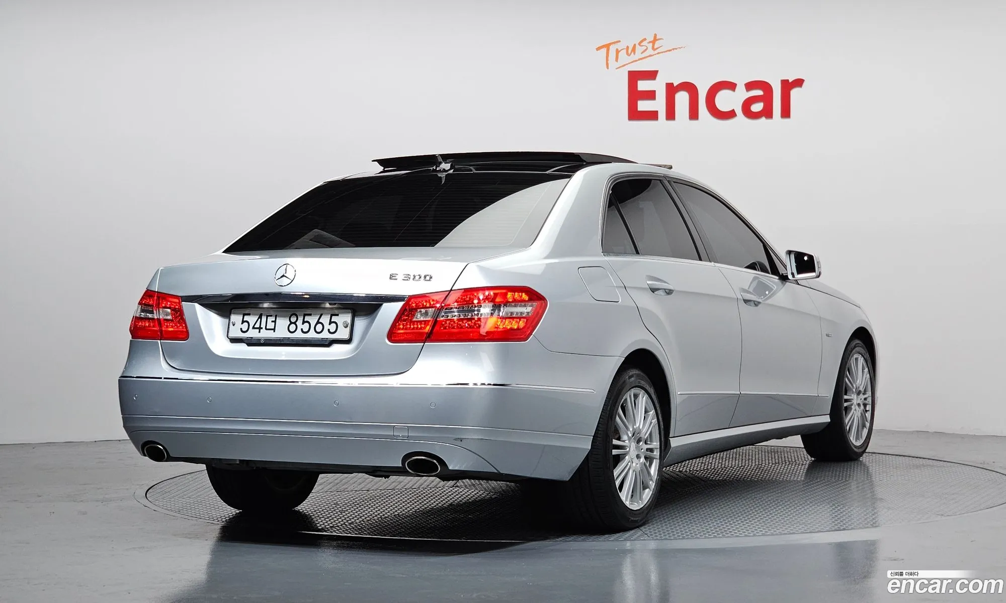 Mercedes-Benz E-Class W212 2012 WDDHF5FB1CA598238 — 6