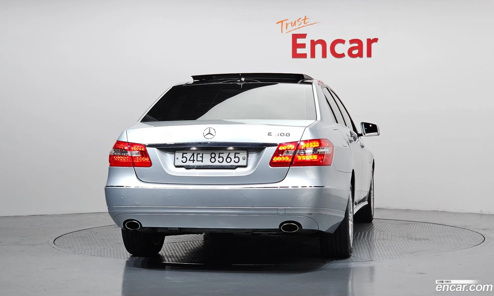 Mercedes-Benz E-Class W212 2012 WDDHF5FB1CA598238 — 2