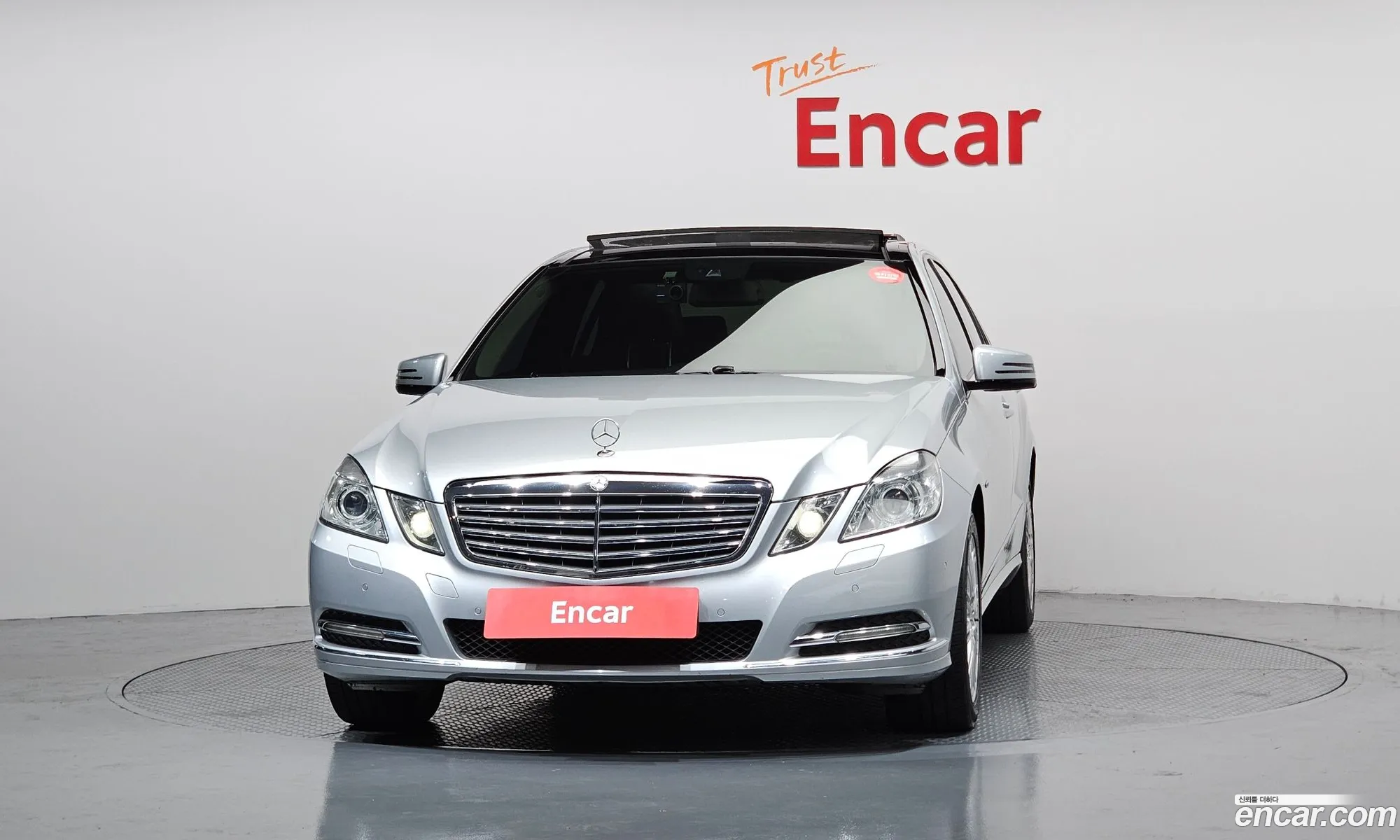 Mercedes-Benz E-Class W212 2012 WDDHF5FB1CA598238 — 16